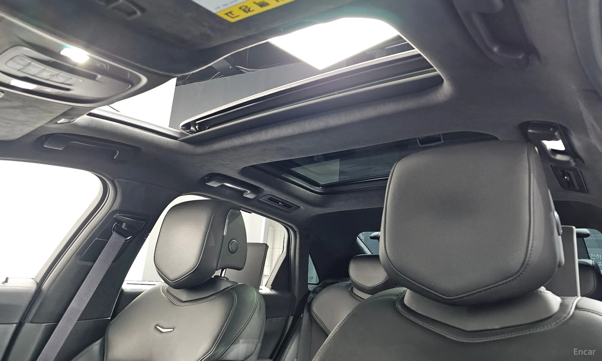 Cadillac CT6 превью 19