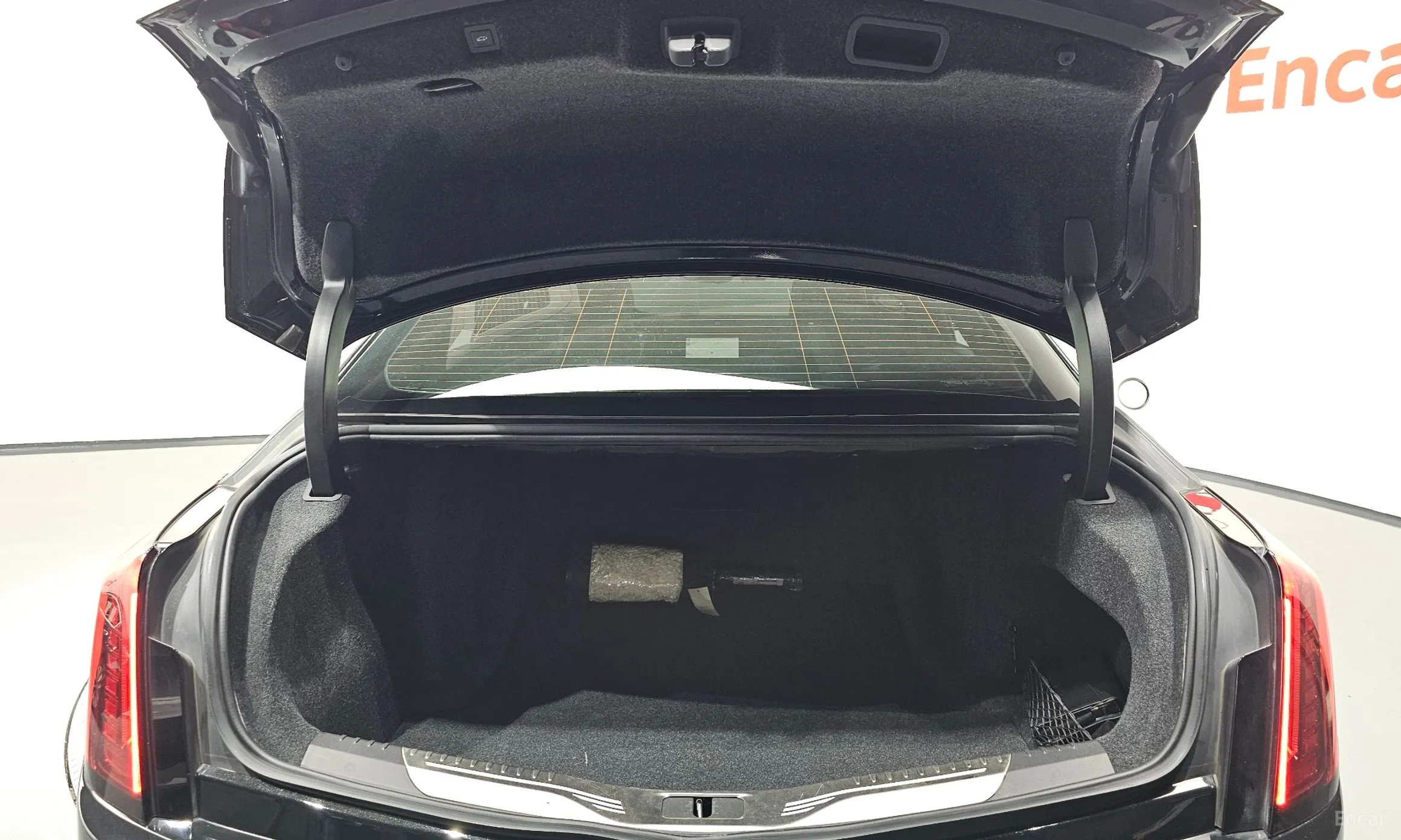 Cadillac CT6 превью 20