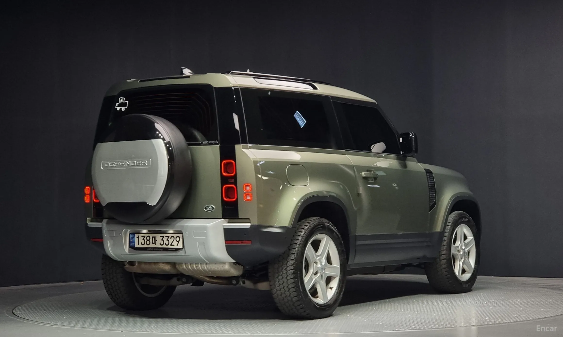 Land Rover Defender (L663)