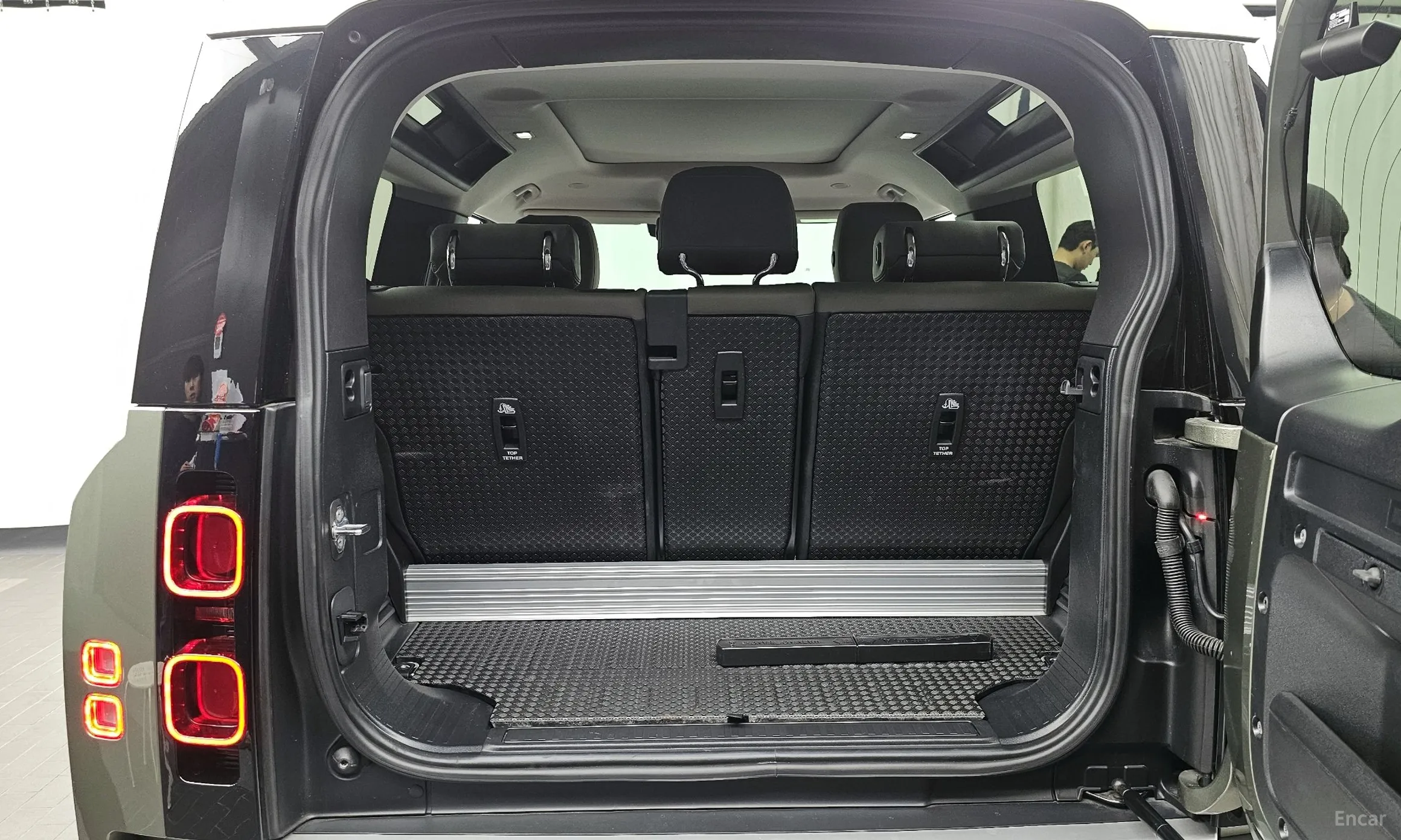 Land Rover Defender (L663) превью 20