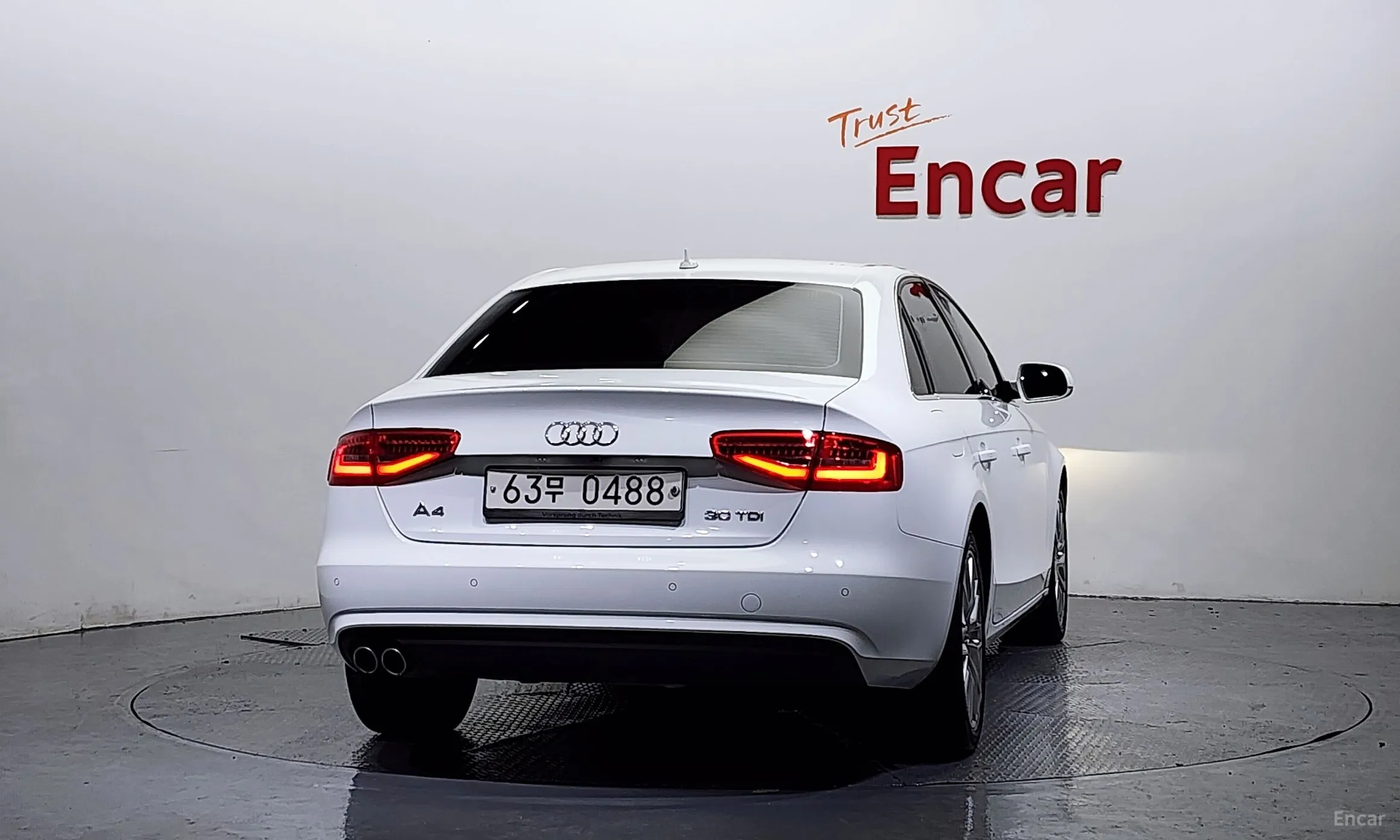 Audi New A4 превью 4