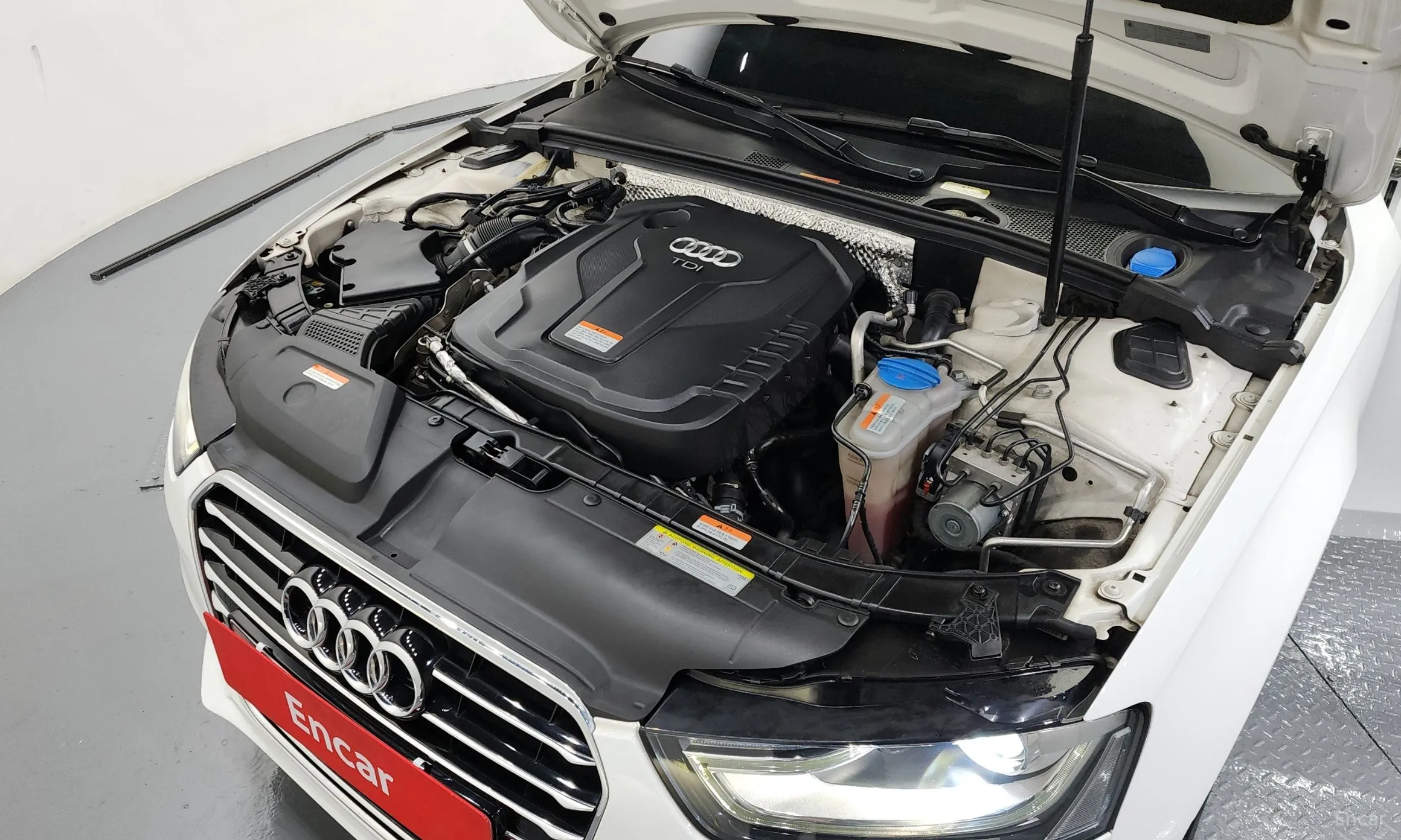 Audi New A4 превью 6