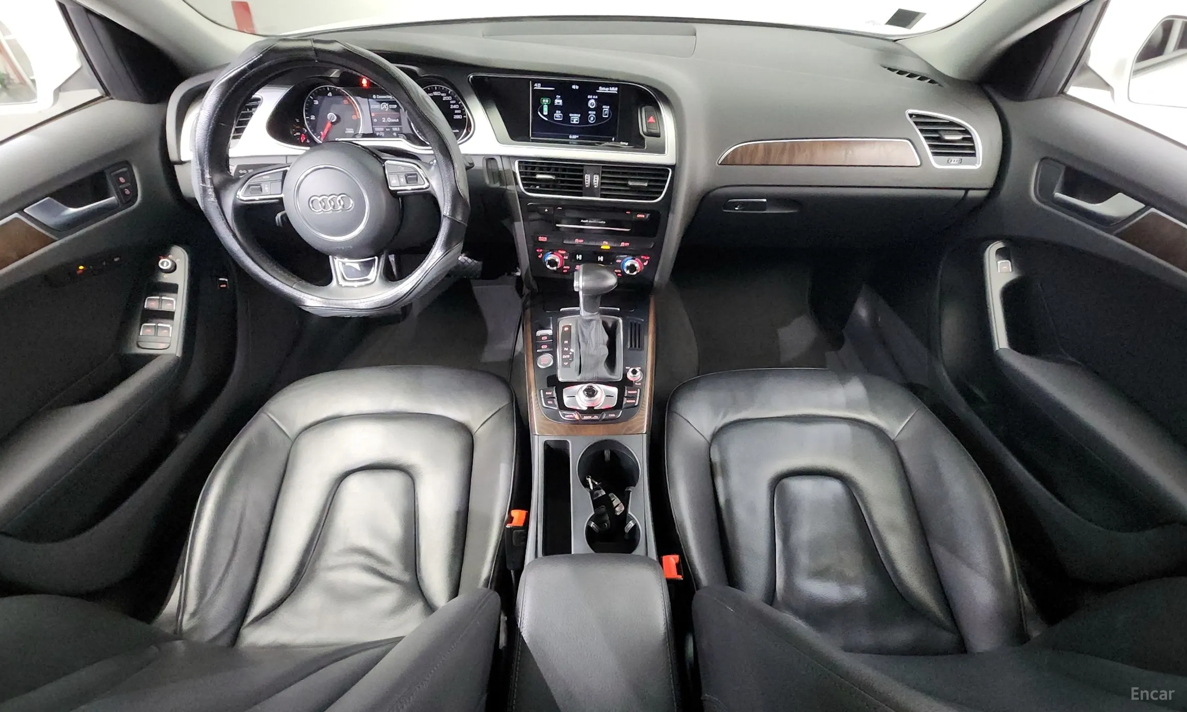 Audi New A4 превью 7