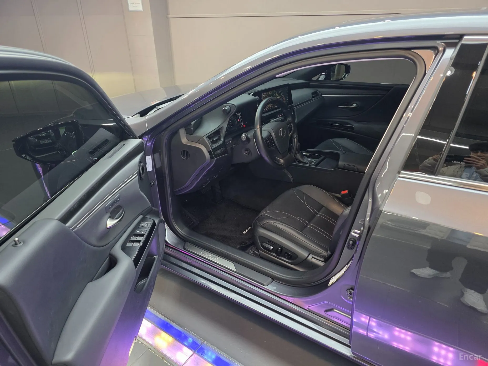Lexus ES300h 7th Generation превью 10