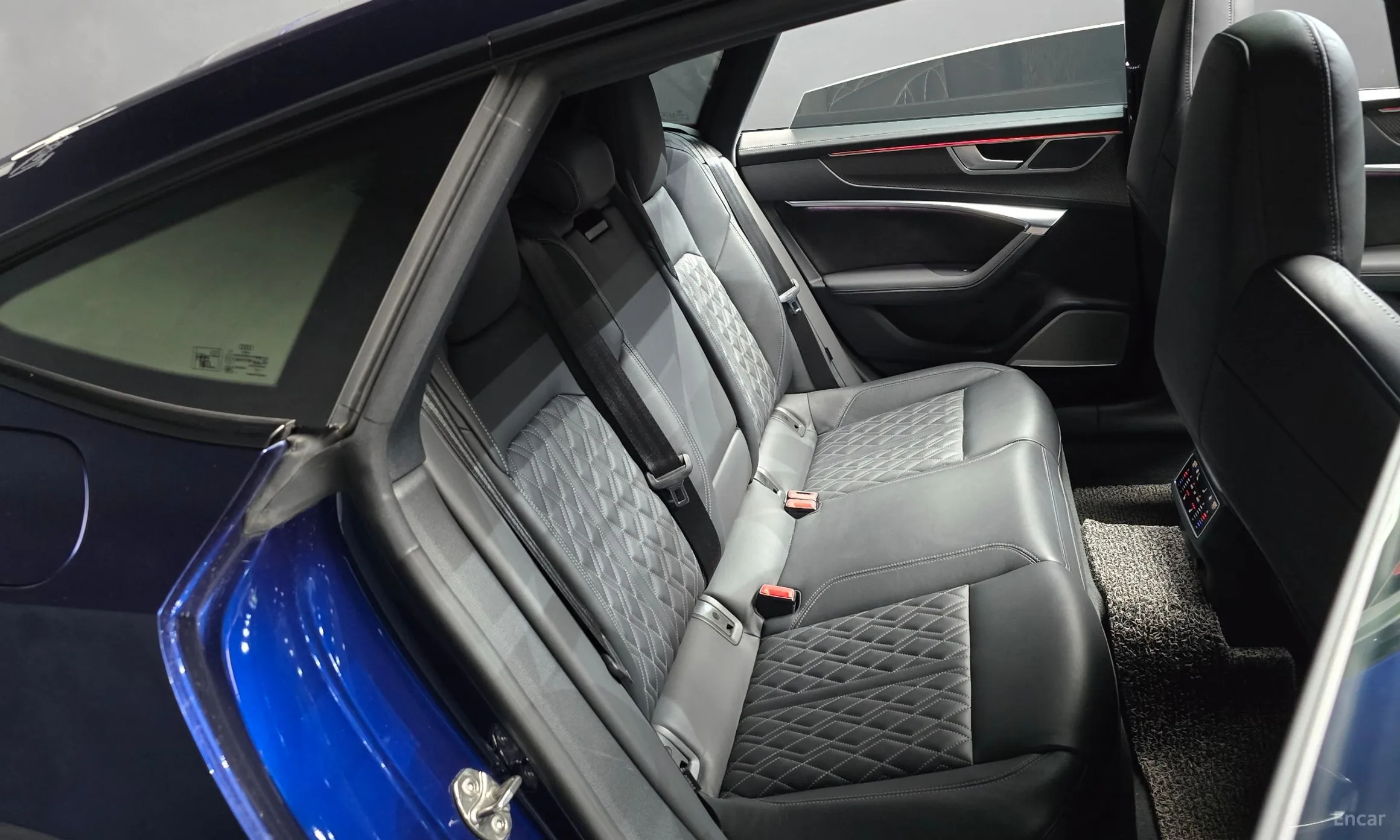 Audi S7 (4K) превью 12