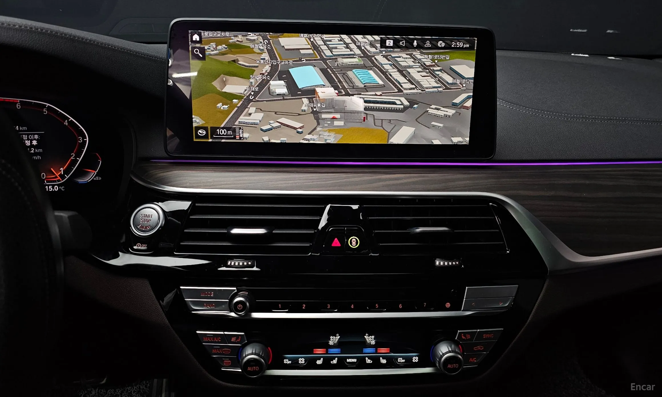 BMW 5 Series (G30) превью 14