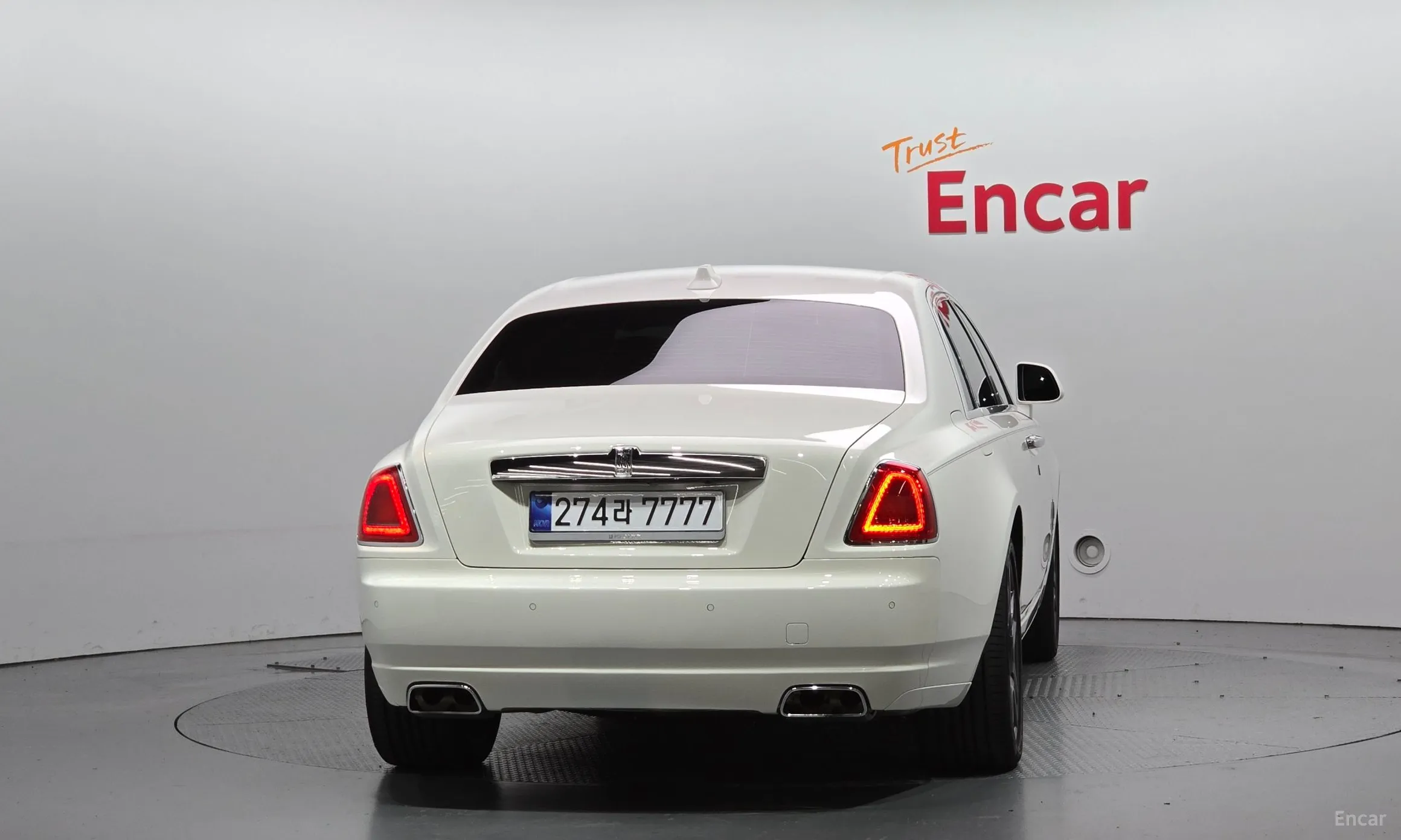 Rolls-Royce Ghost превью 4