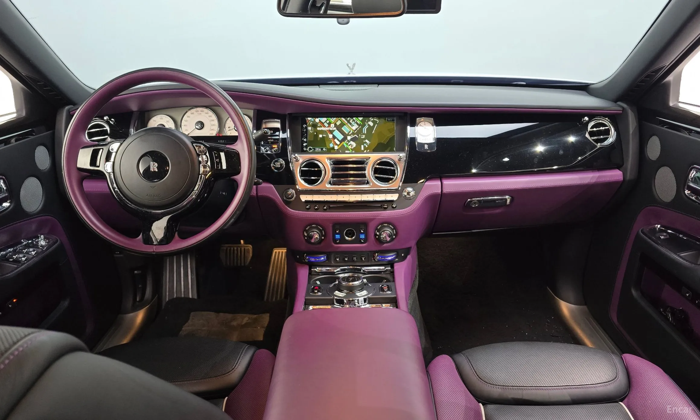 Rolls-Royce Ghost превью 7