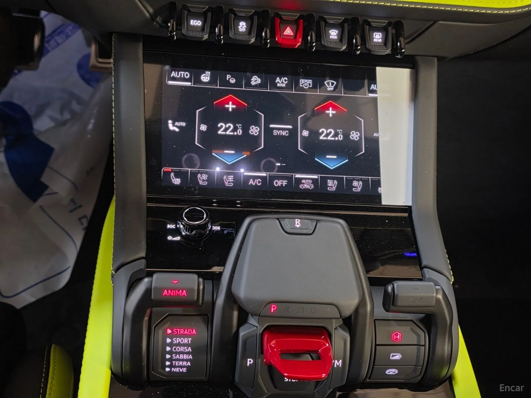 Lamborghini Urus превью 14