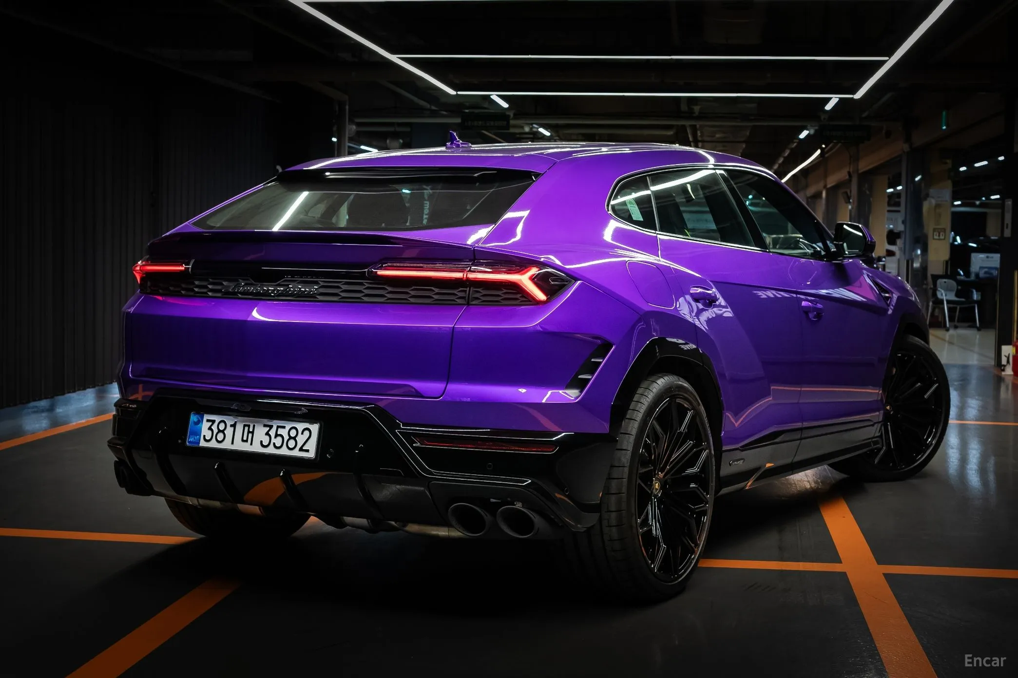 Lamborghini Urus превью 4