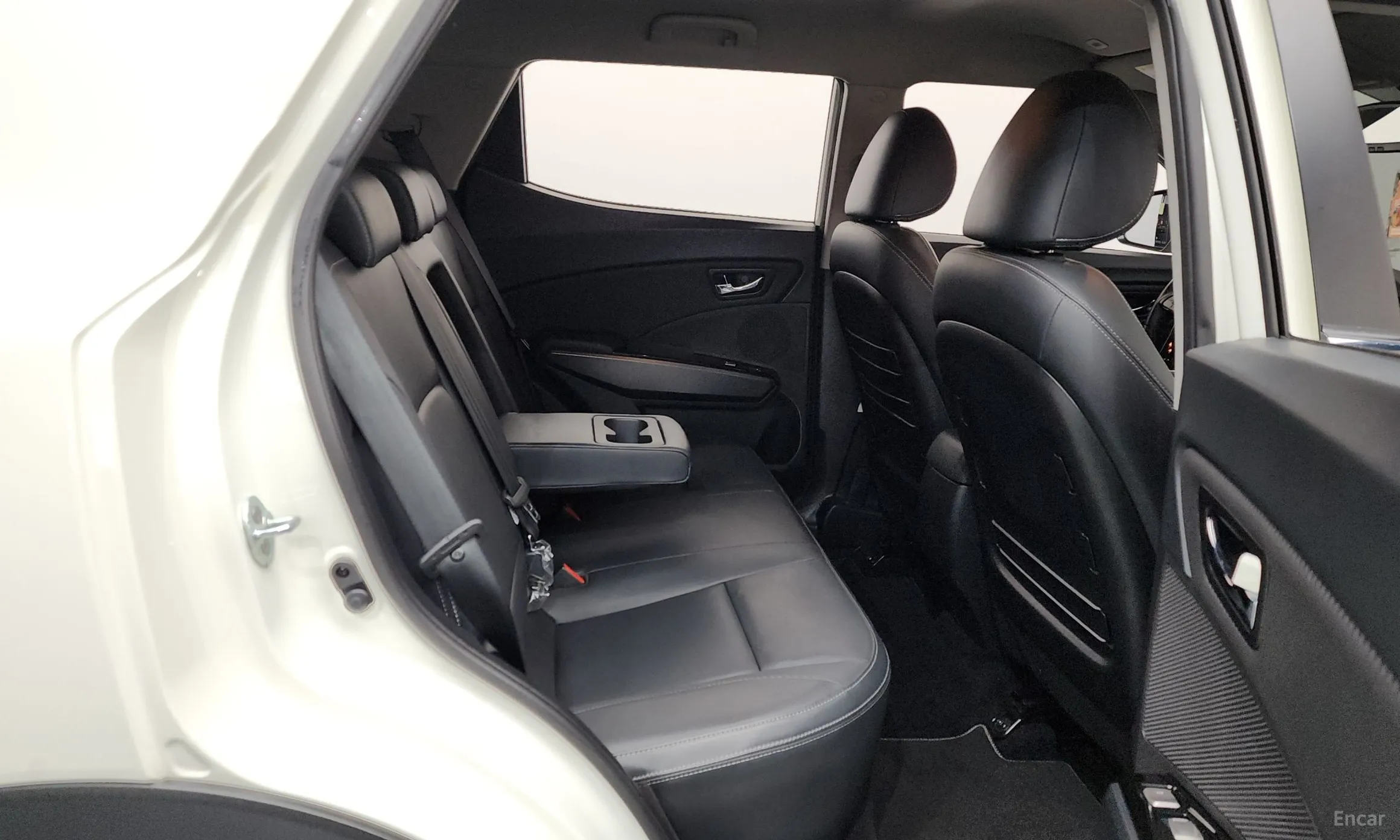 KG Mobility (SsangYong) Tivoli, Lazio превью 12