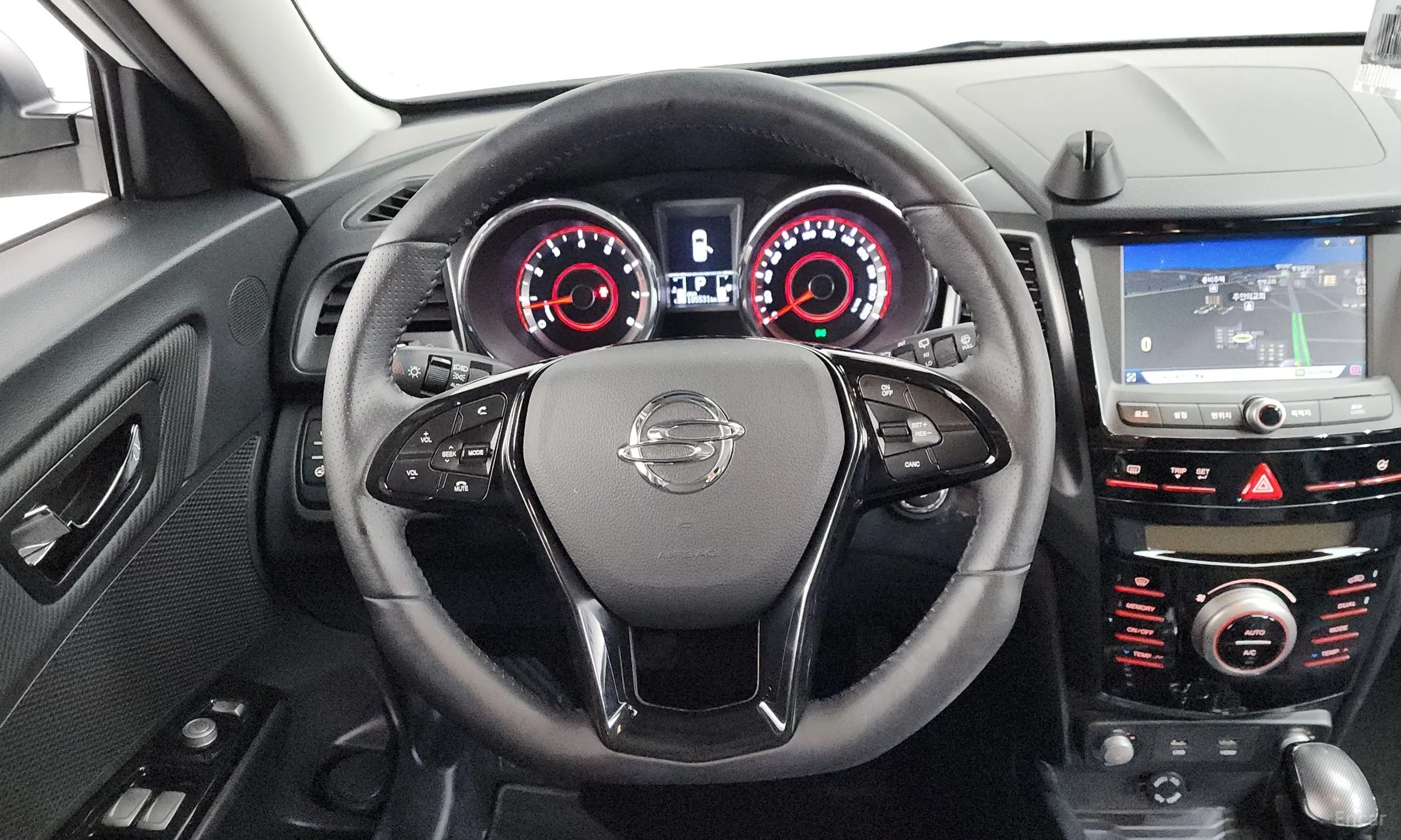 KG Mobility (SsangYong) Tivoli, Lazio превью 13