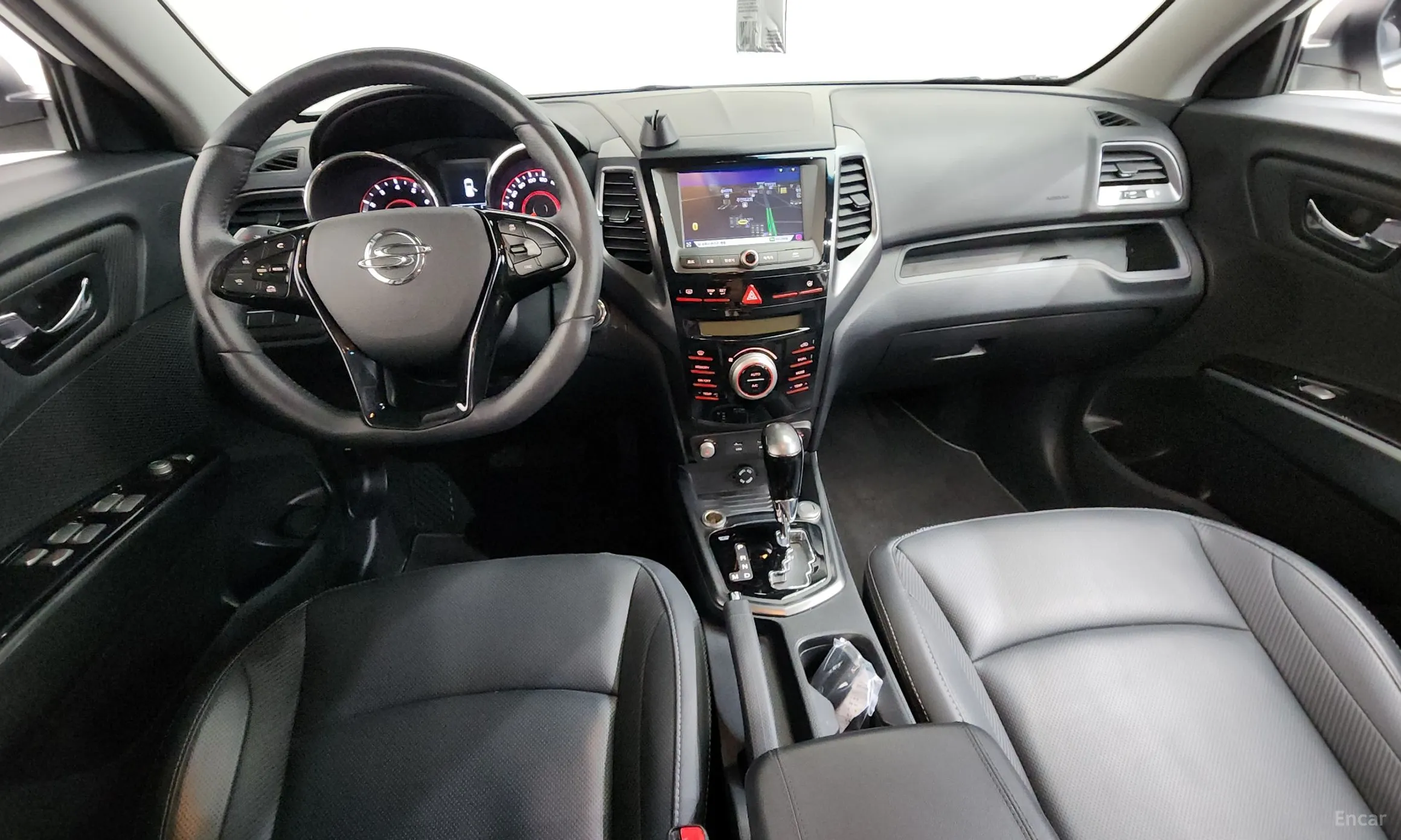 KG Mobility (SsangYong) Tivoli, Lazio превью 7