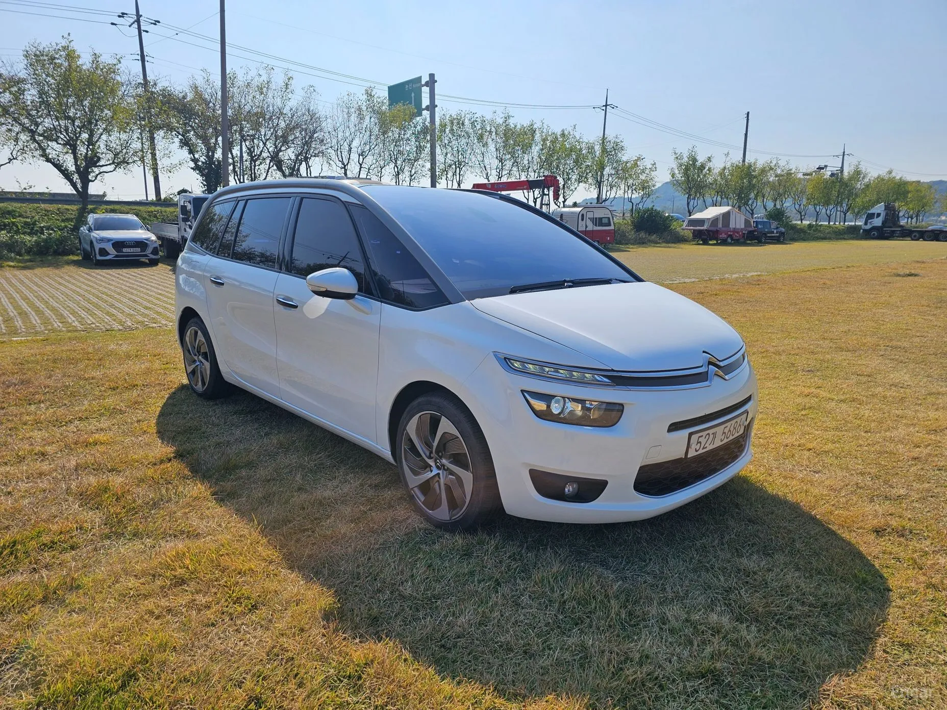 Citroën/DS Grand C4 Picasso превью 3