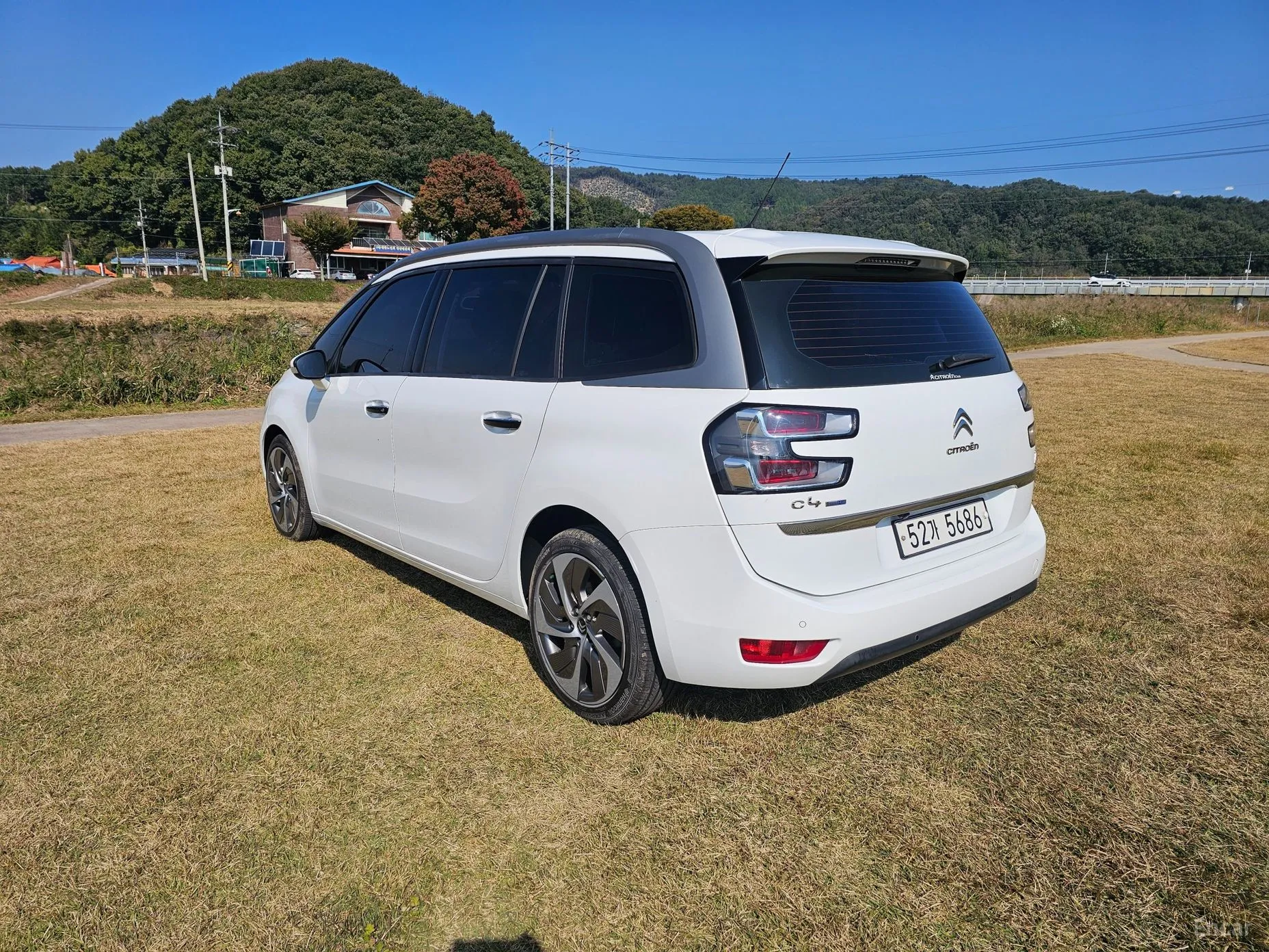 Citroën/DS Grand C4 Picasso превью 7