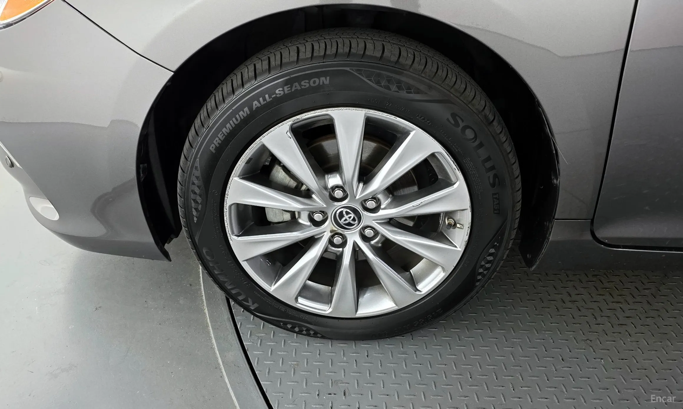 Toyota New Camry превью 5