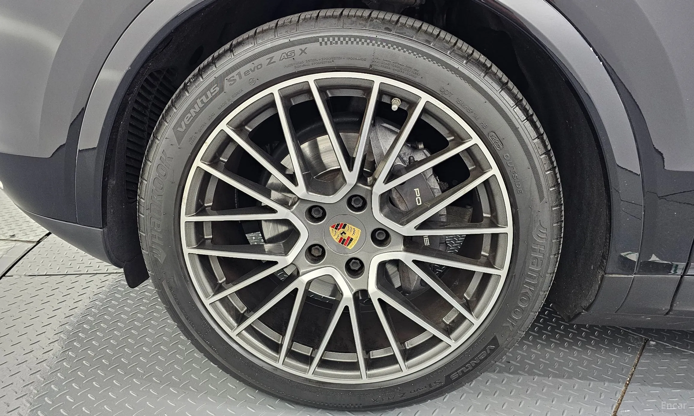 Porsche Cayenne (PO536) превью 5