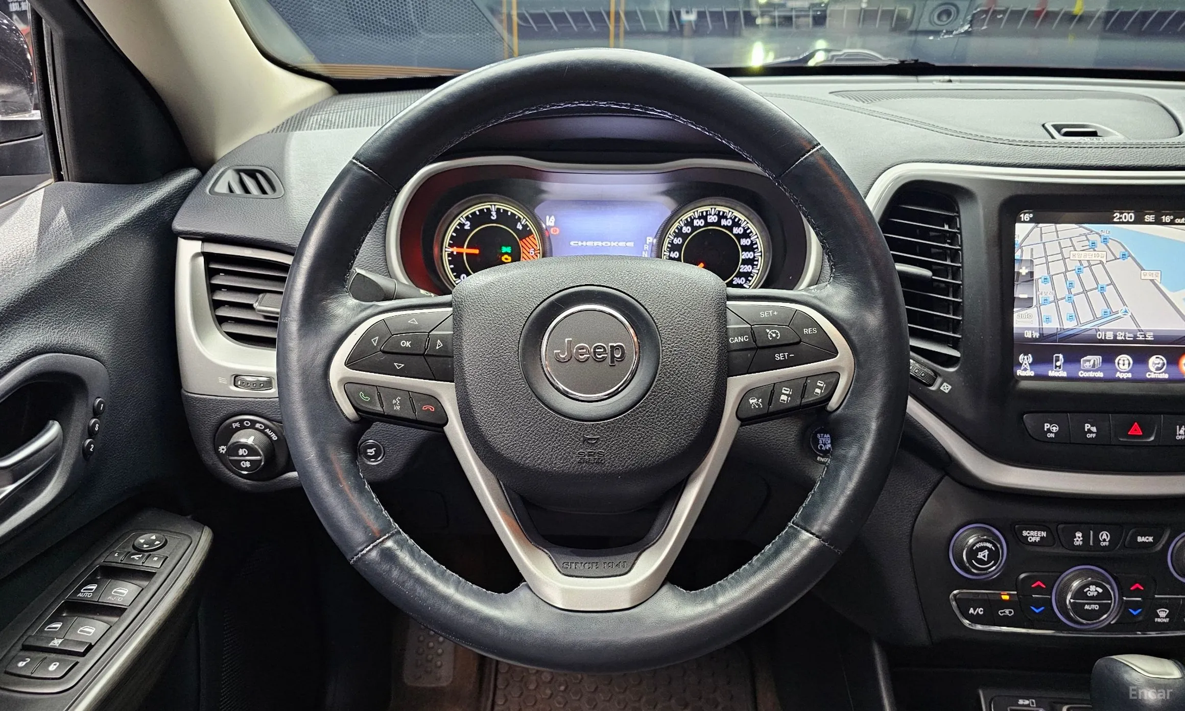Jeep Cherokee (KL) превью 13