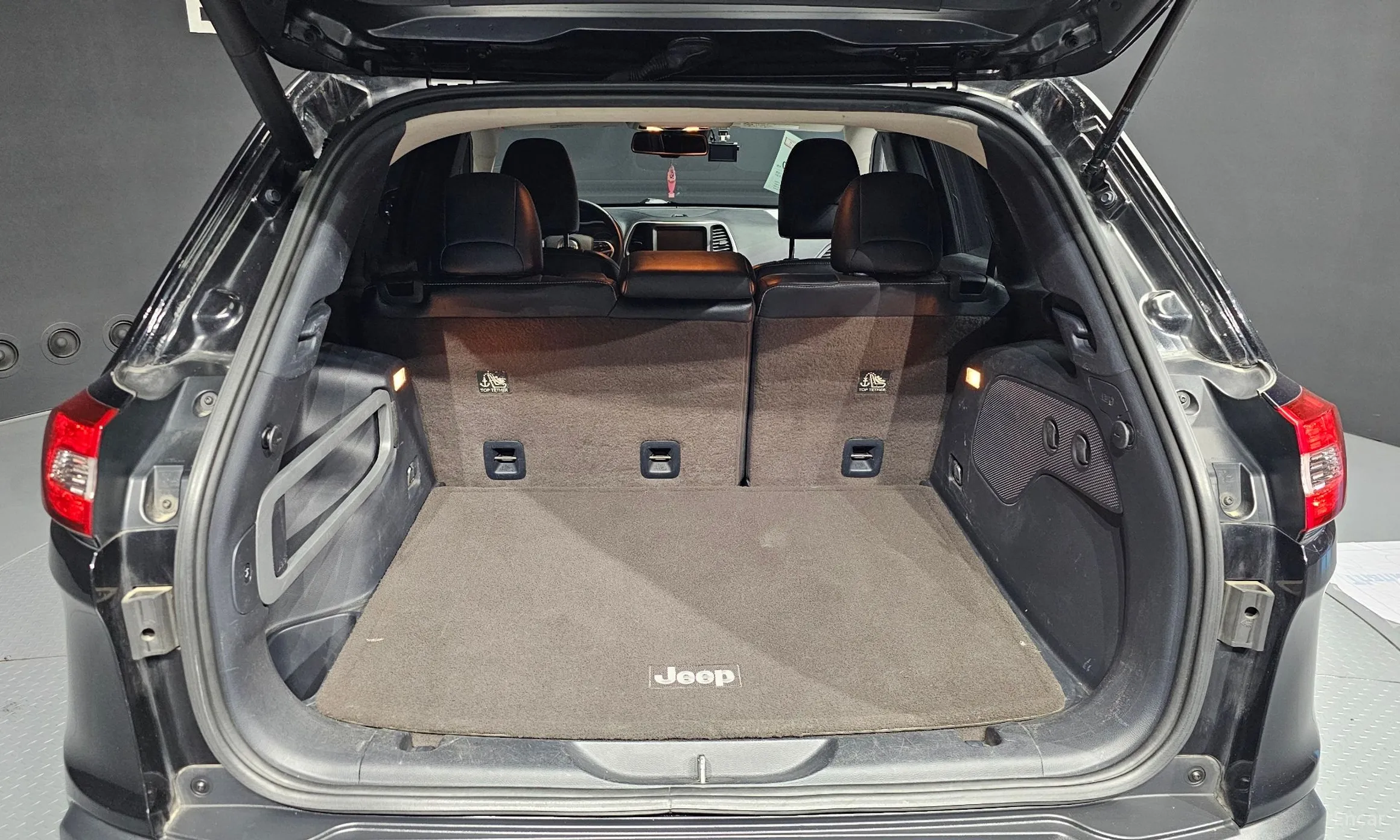 Jeep Cherokee (KL) превью 20