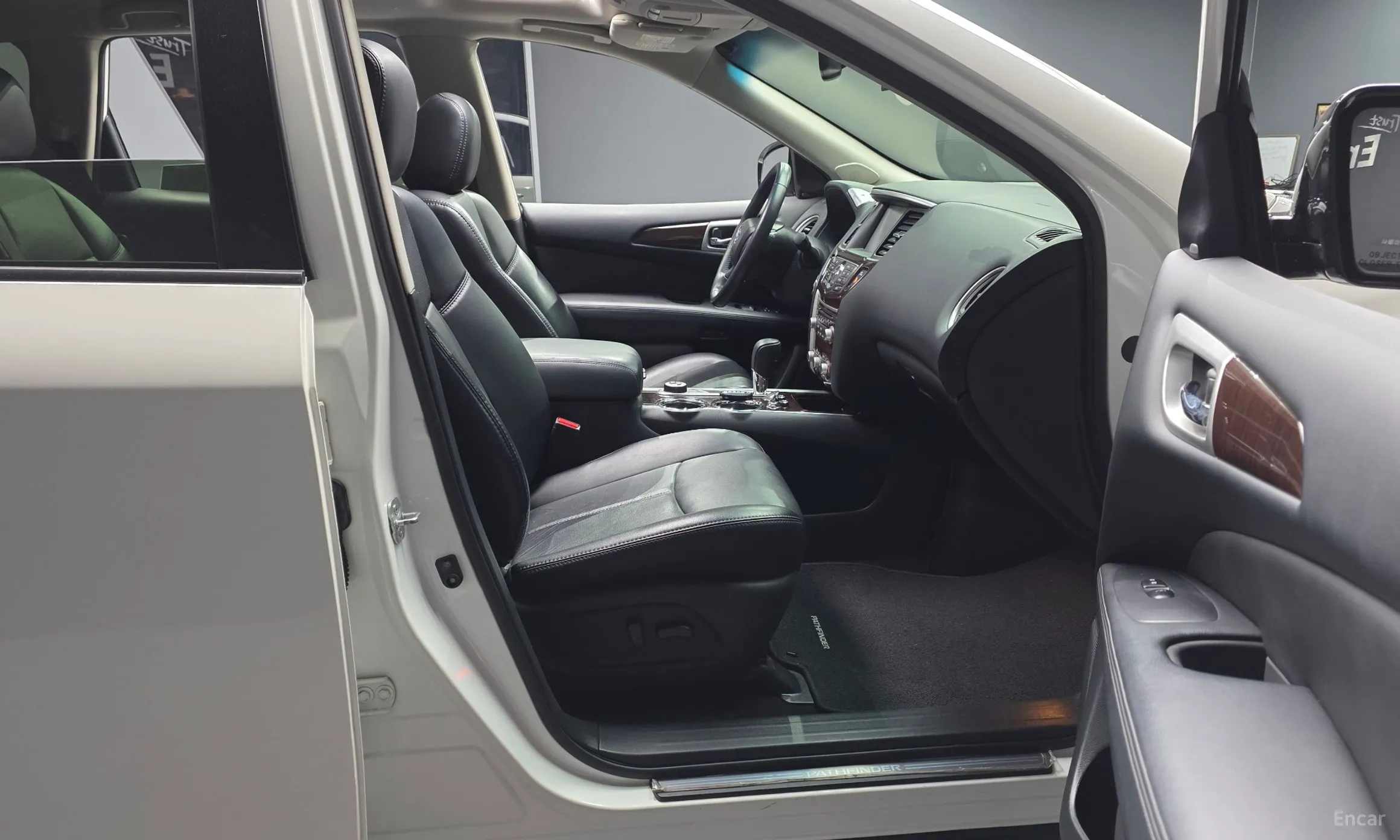 Nissan Pathfinder Gen 4 превью 11