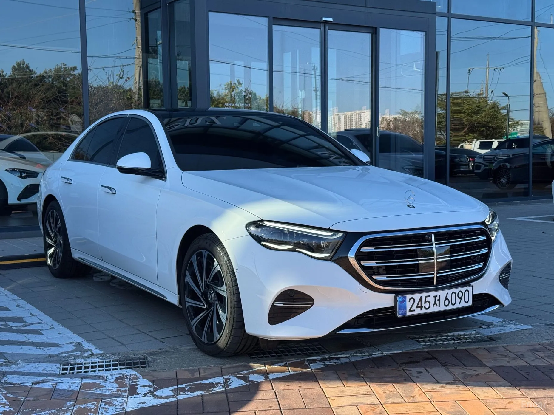Mercedes Benz E-Class W214 превью 3