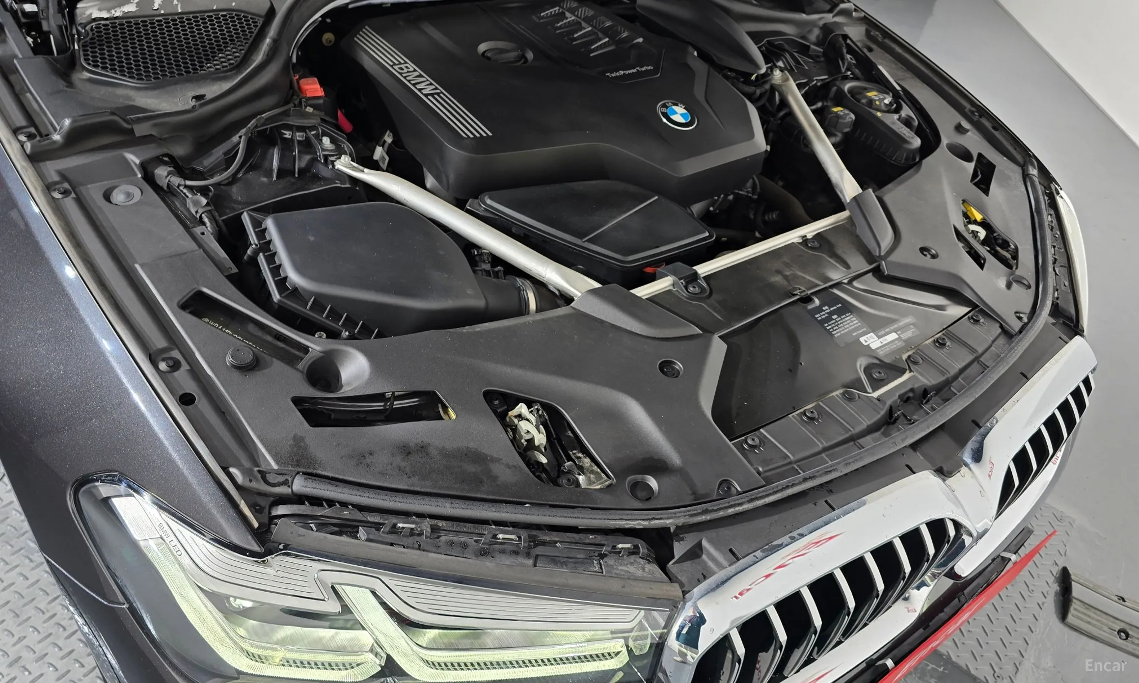 BMW 5 Series (G30) превью 6