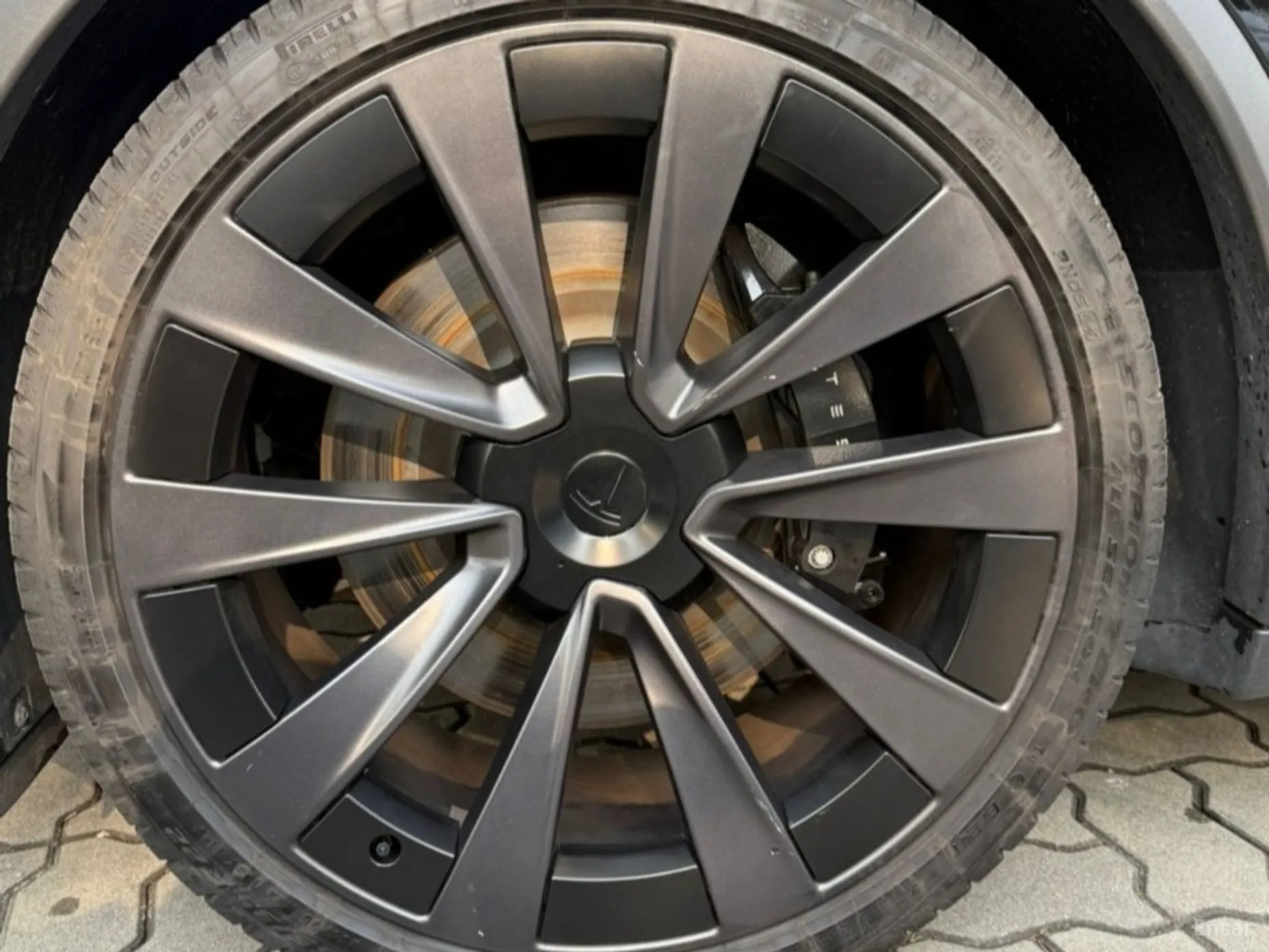 Tesla Model X превью 12