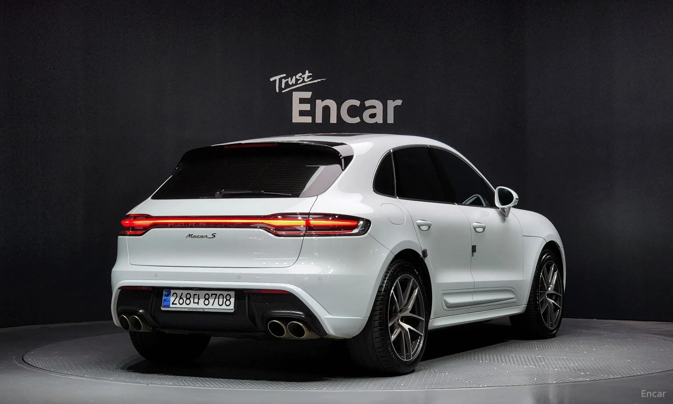 Porsche Macan превью 2