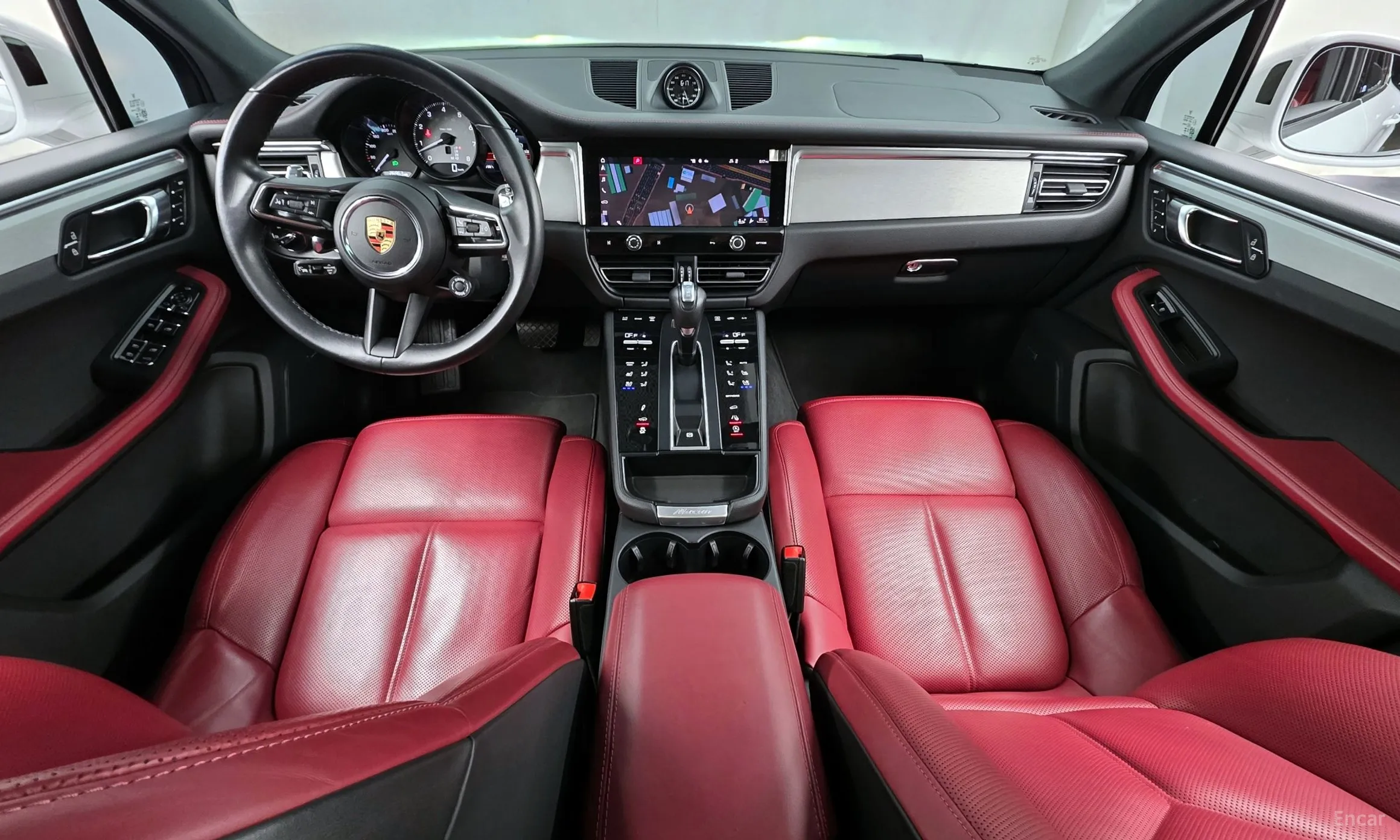 Porsche Macan превью 7