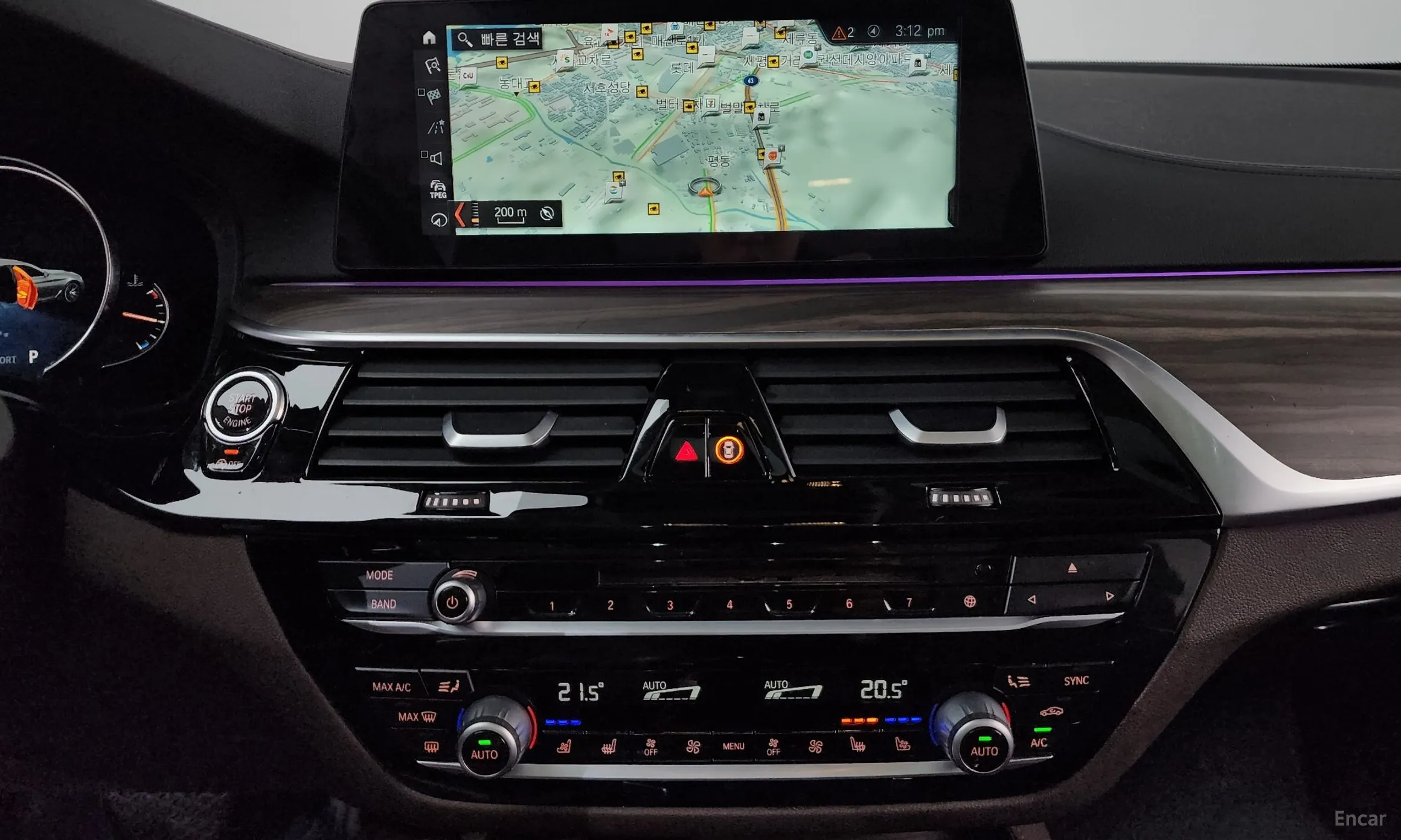 BMW 5 Series (G30) превью 14