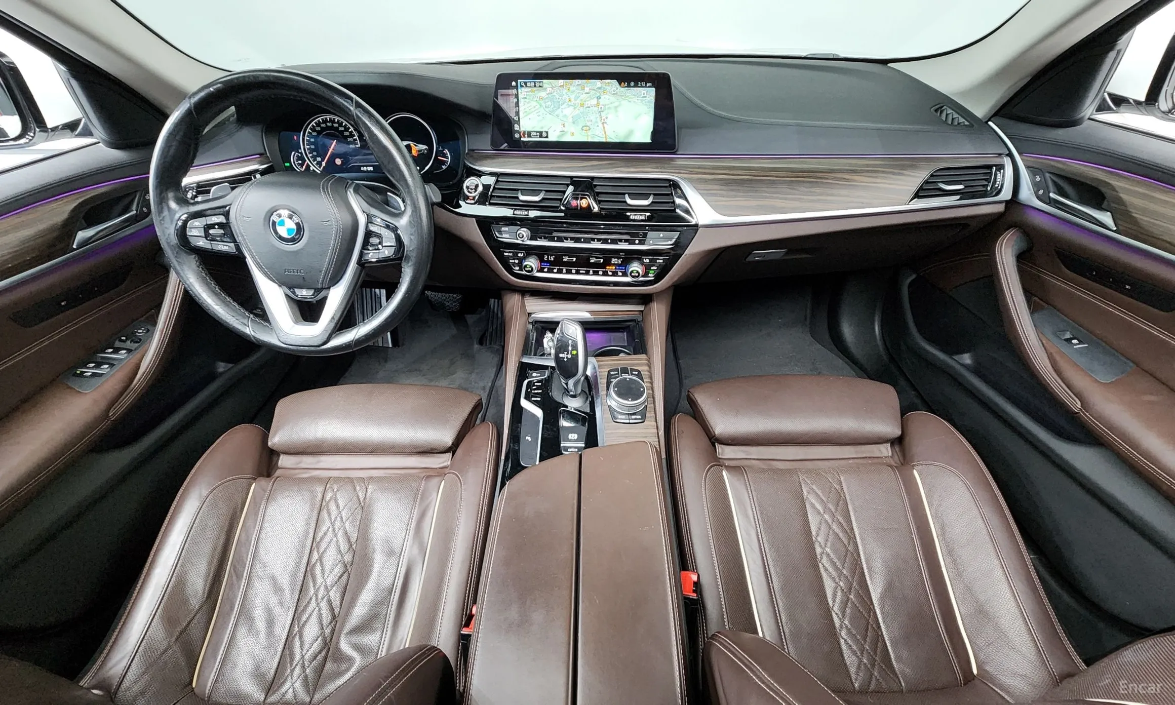 BMW 5 Series (G30) превью 7