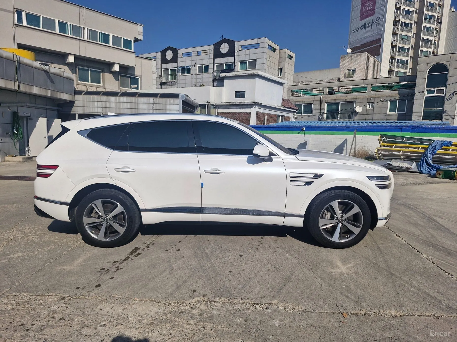 Genesis GV80 превью 4