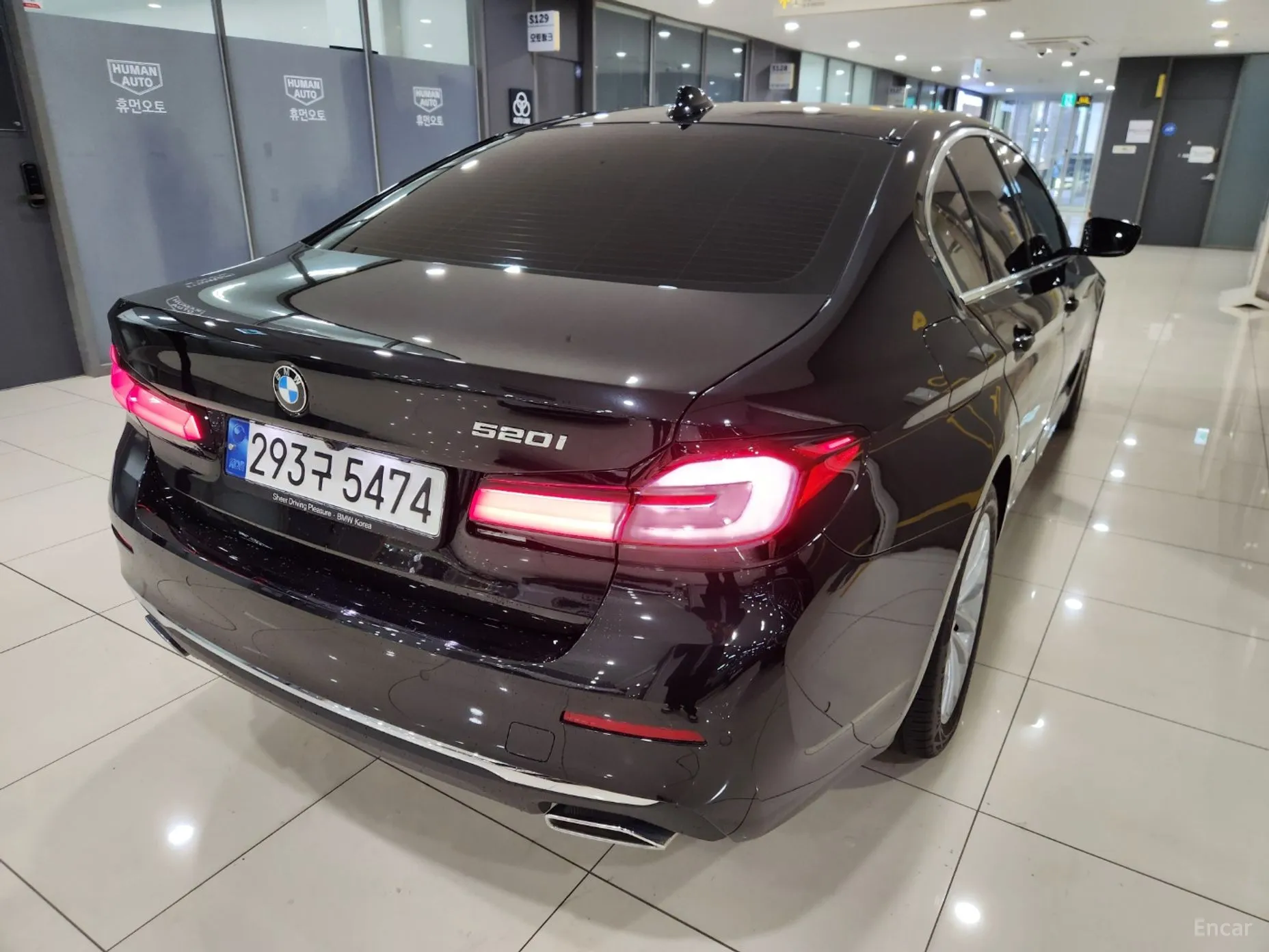 BMW 5 Series (G30) превью 2