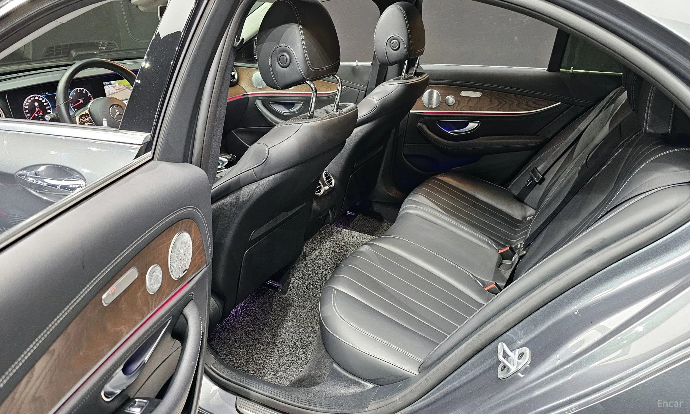 Mercedes Benz E-Class W213 превью 12