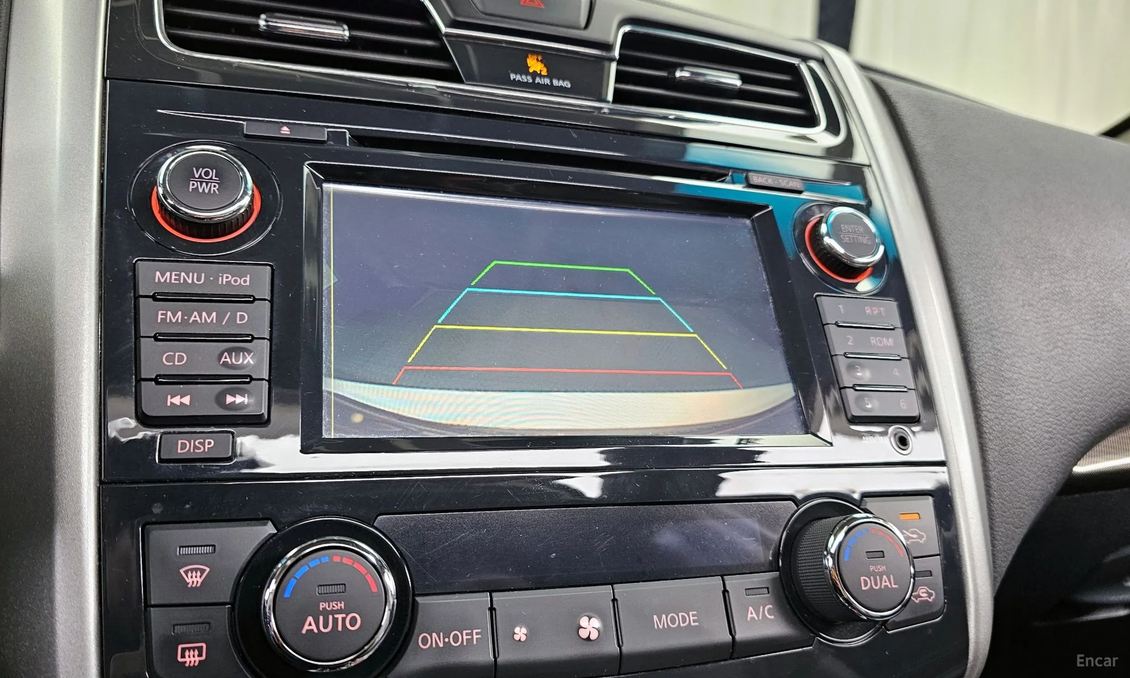Nissan Altima превью 14