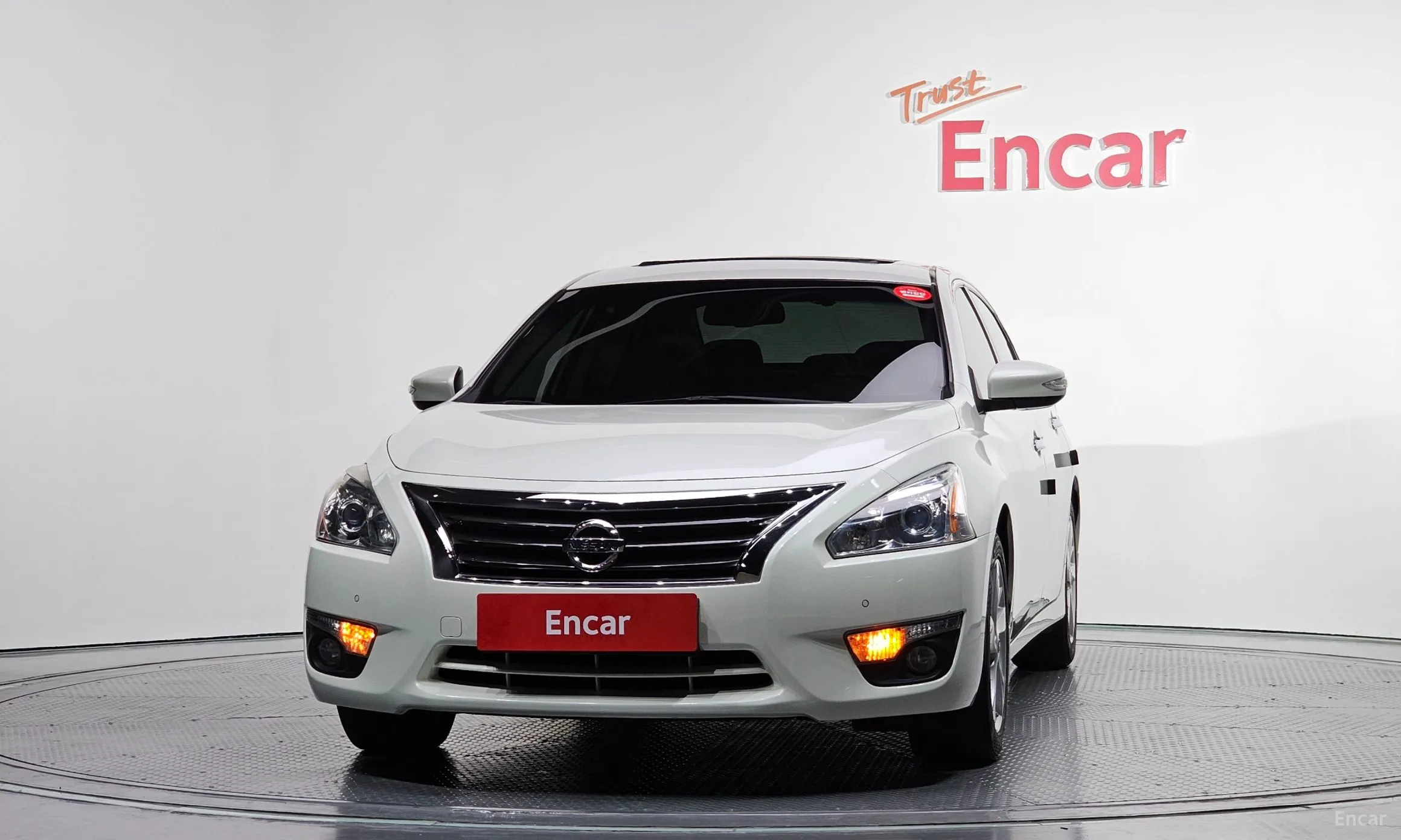 Nissan Altima превью 2