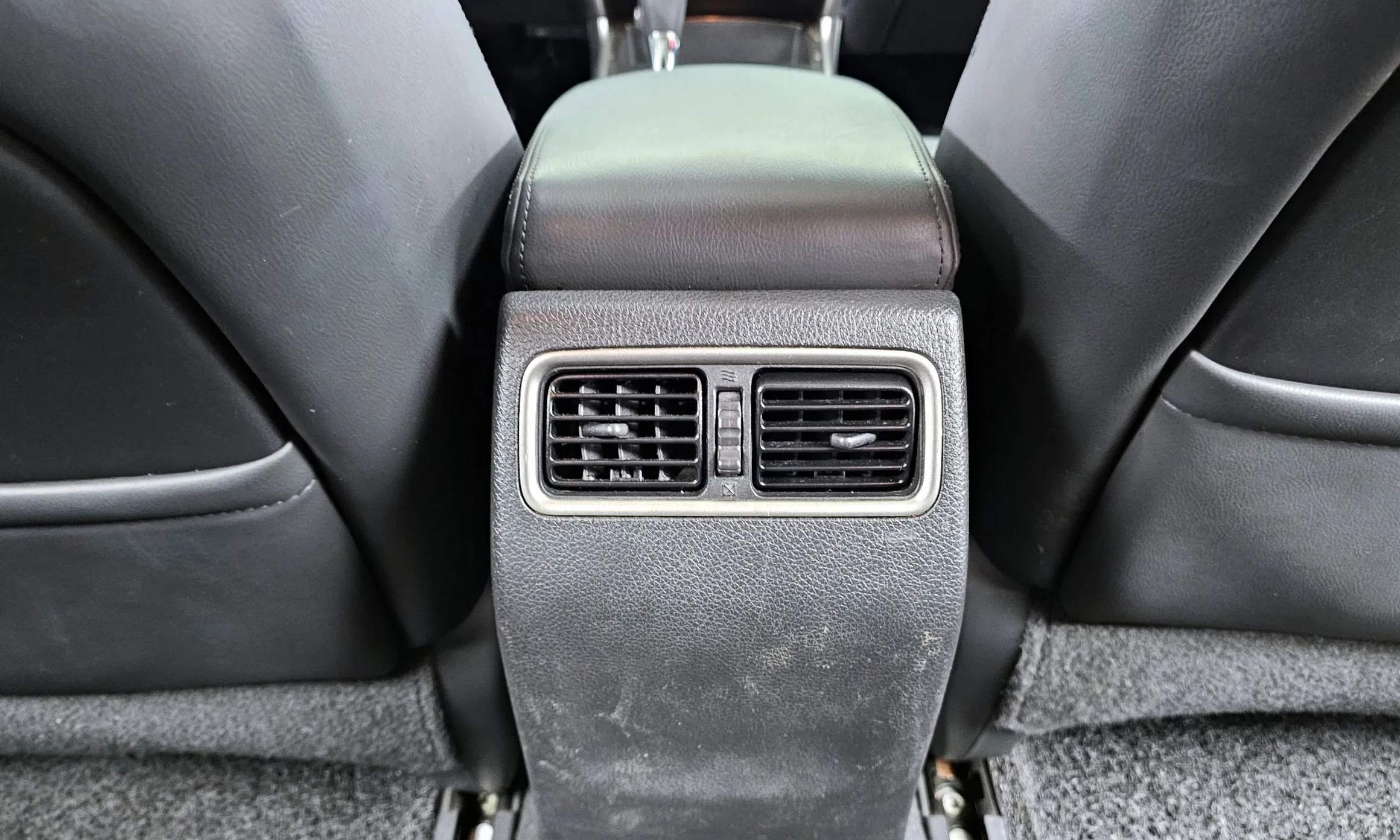 Nissan Altima превью 16