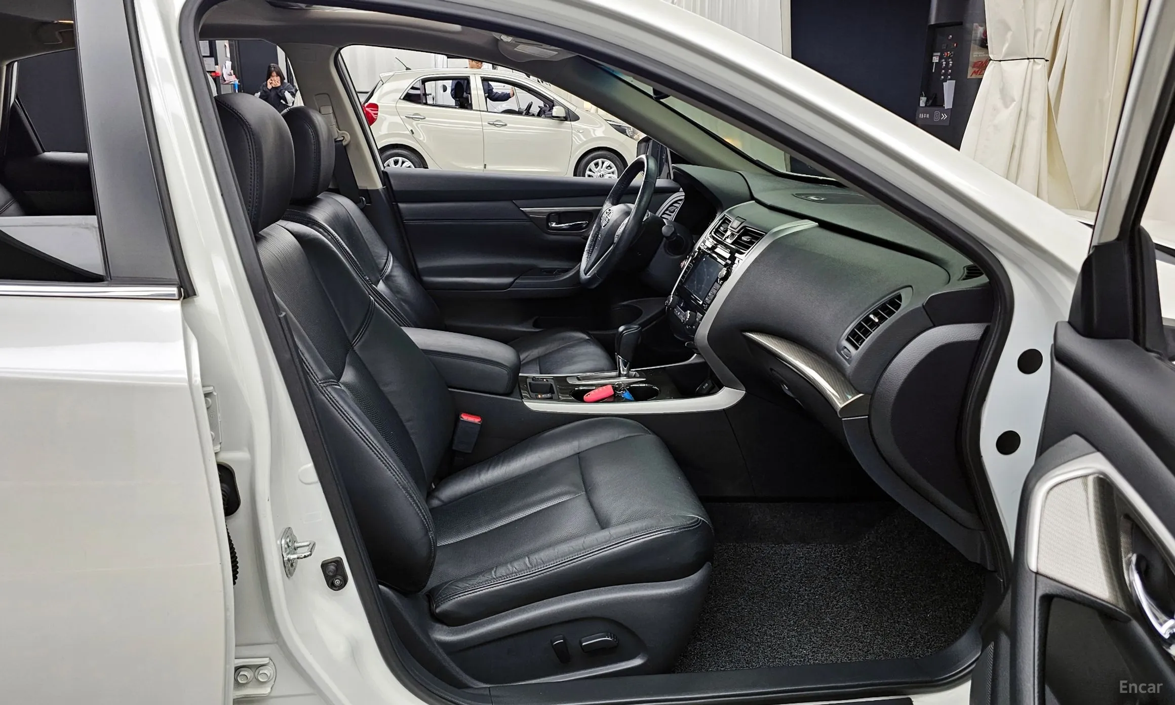 Nissan Altima превью 7