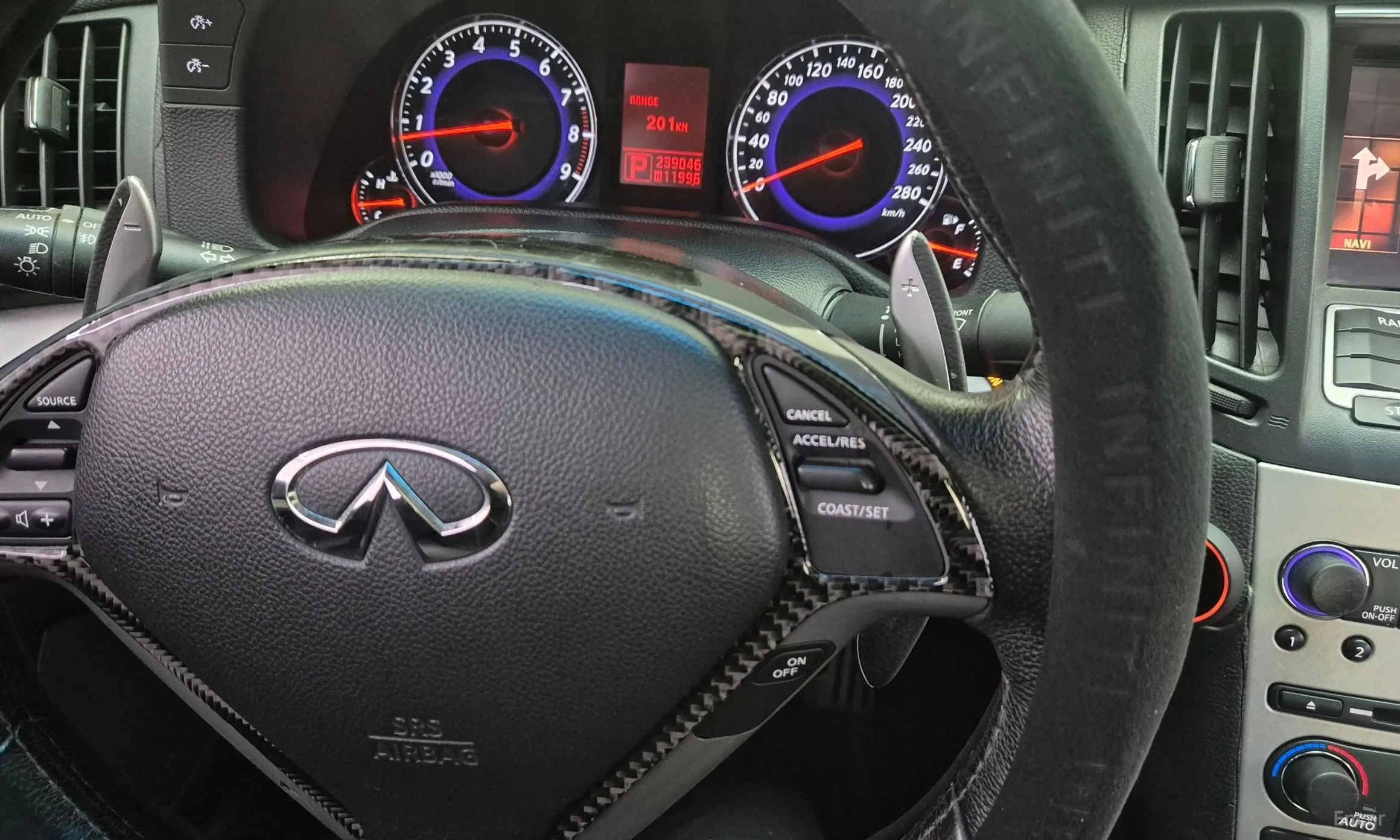 Infiniti G37 превью 15