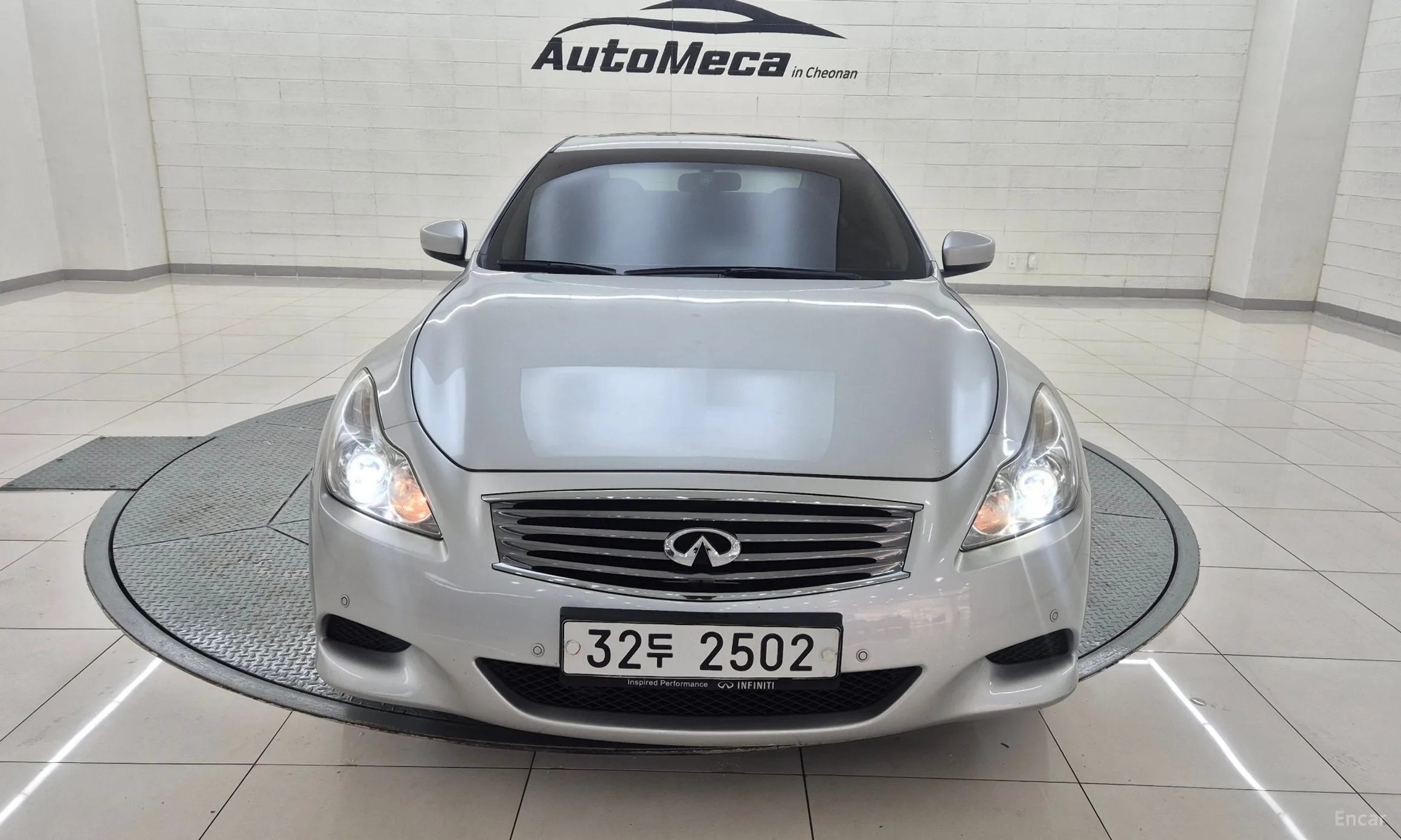 Infiniti G37