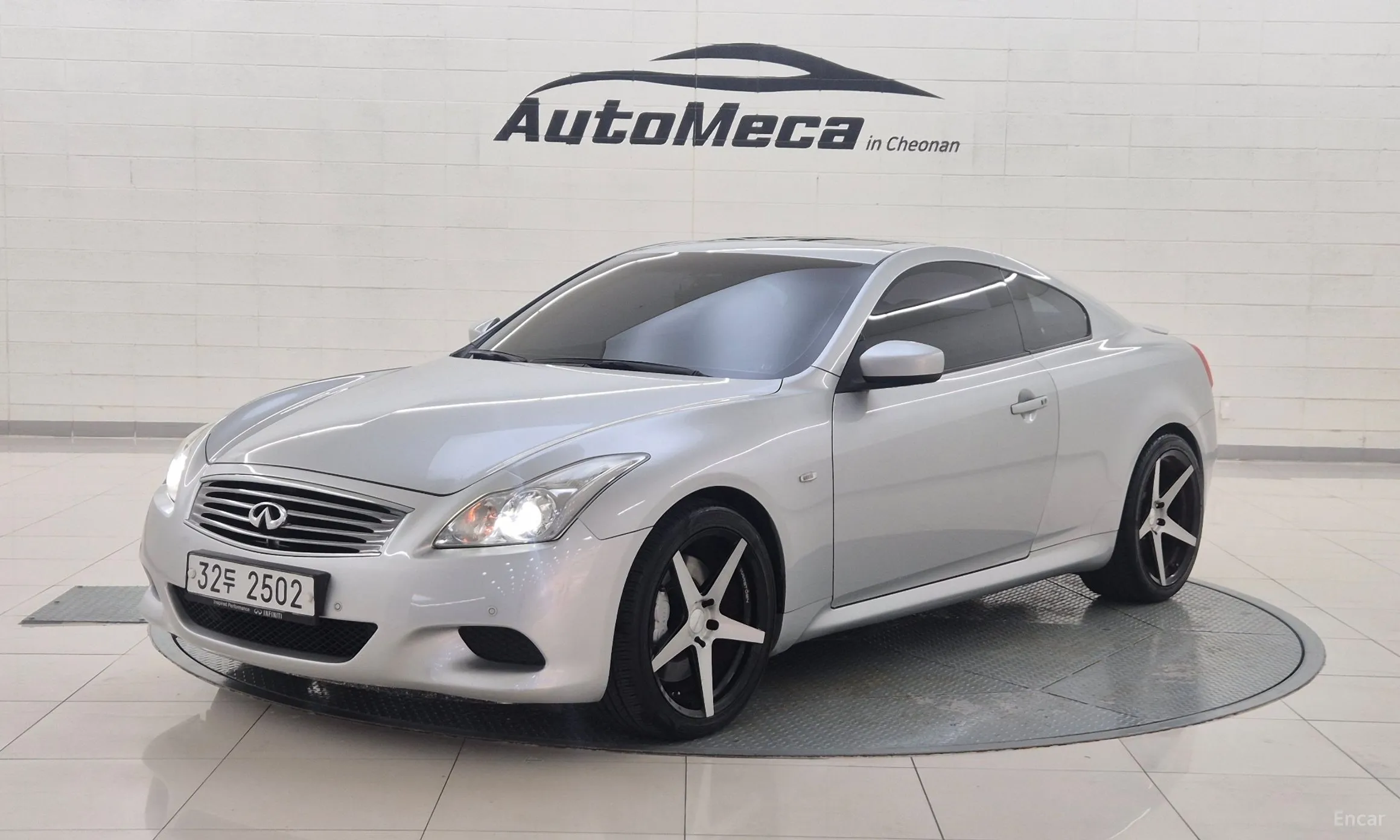 Infiniti G37 превью 4