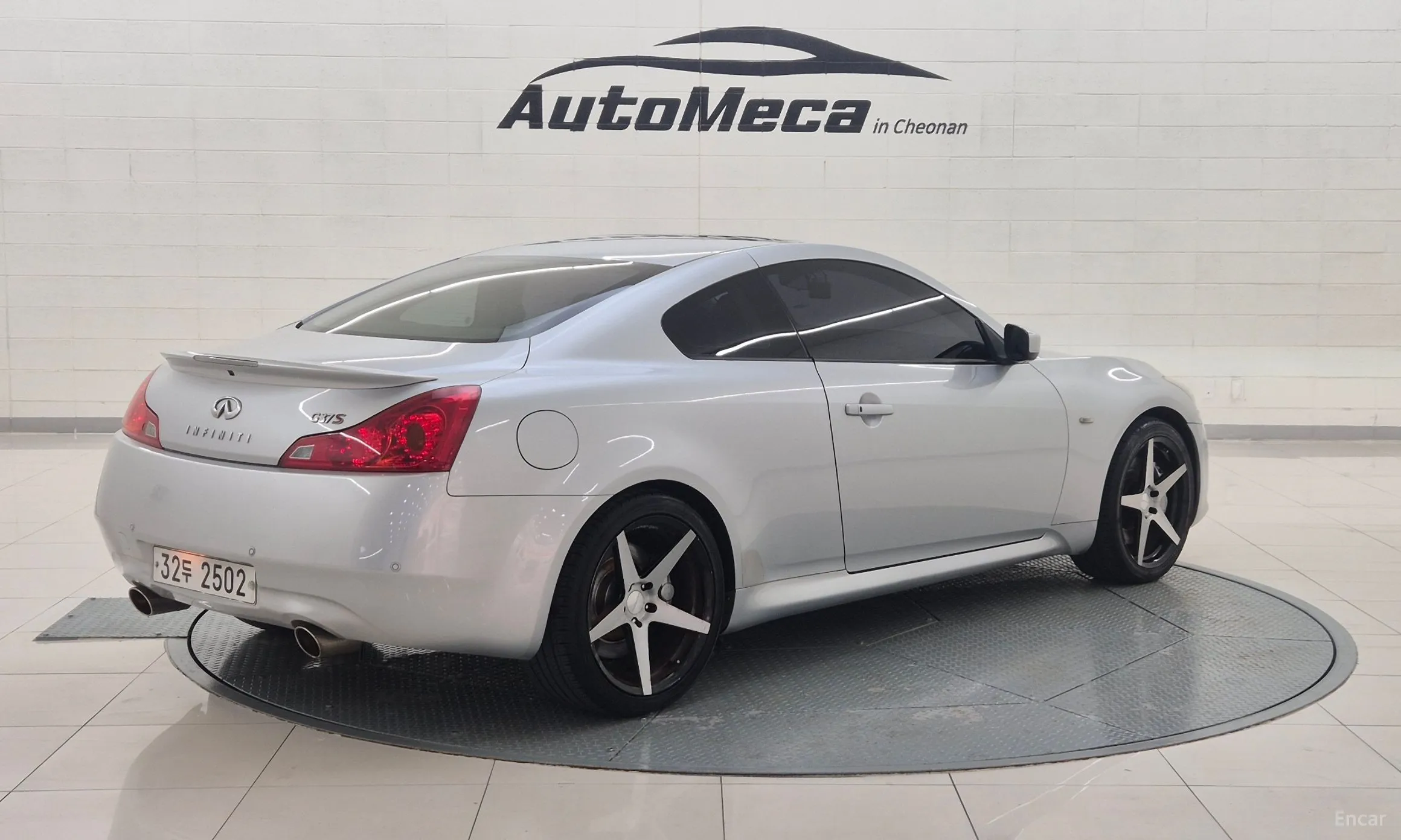 Infiniti G37 превью 5