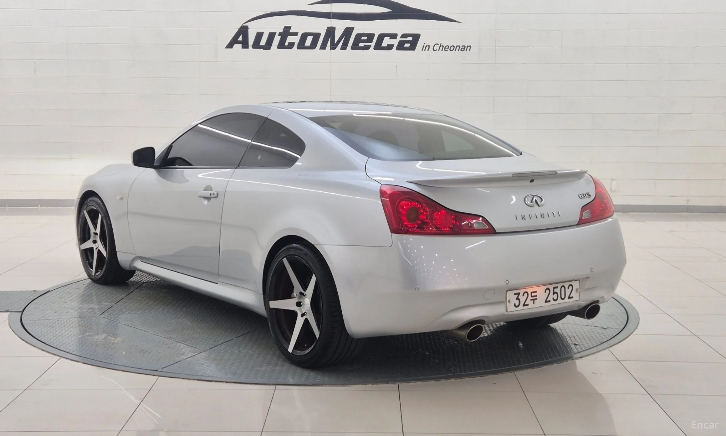 Infiniti G37 превью 6