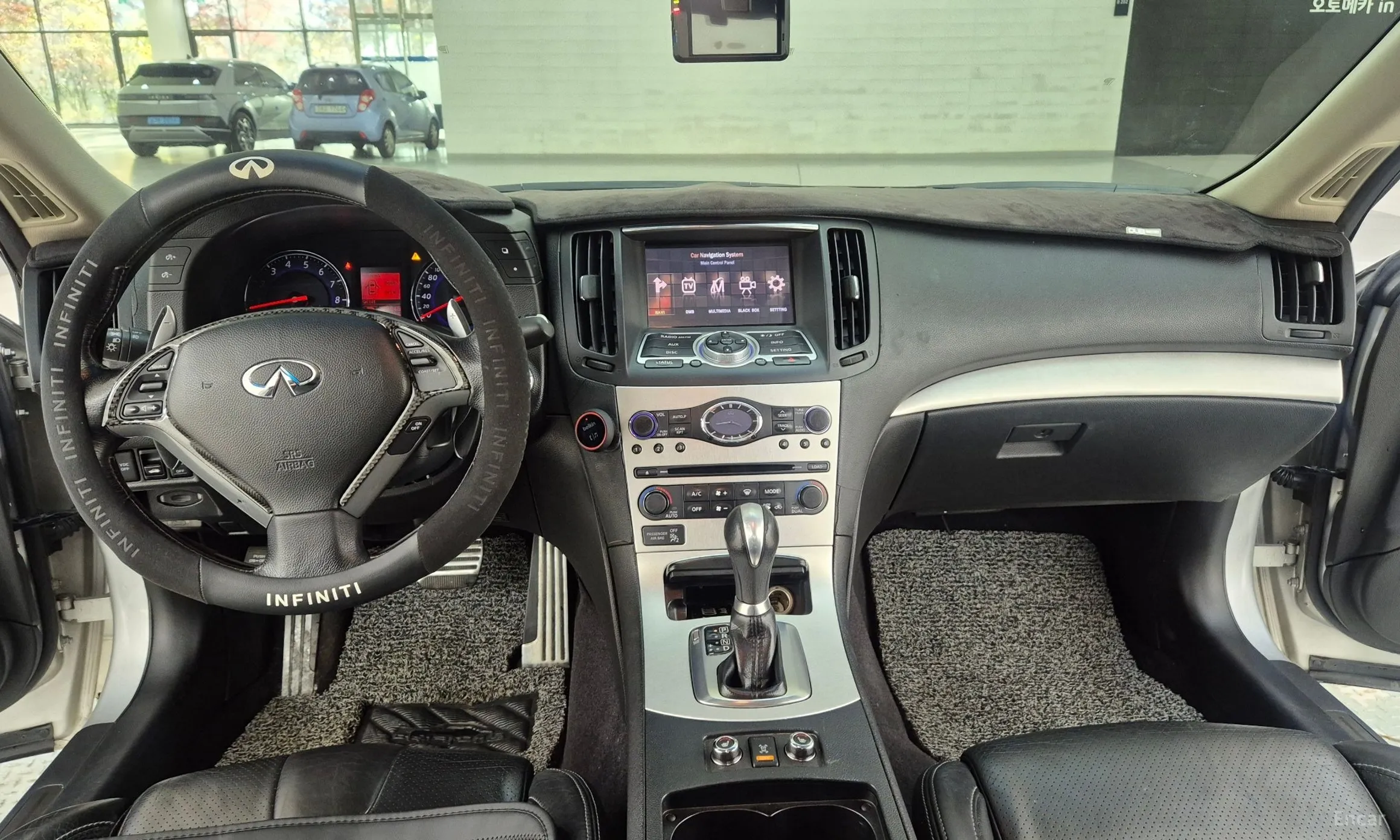 Infiniti G37 превью 7