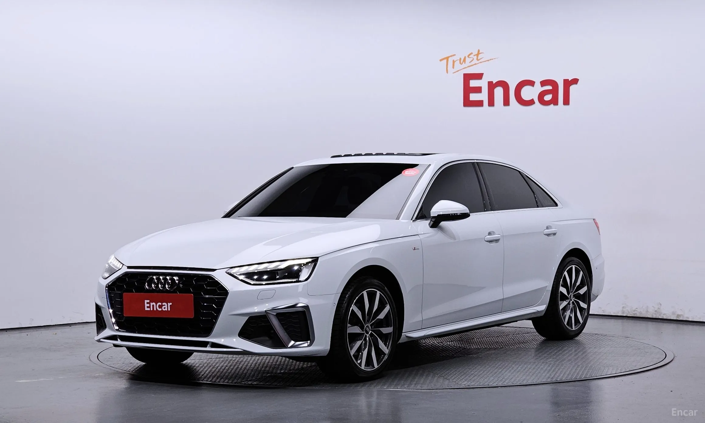 Audi A4 (B9)