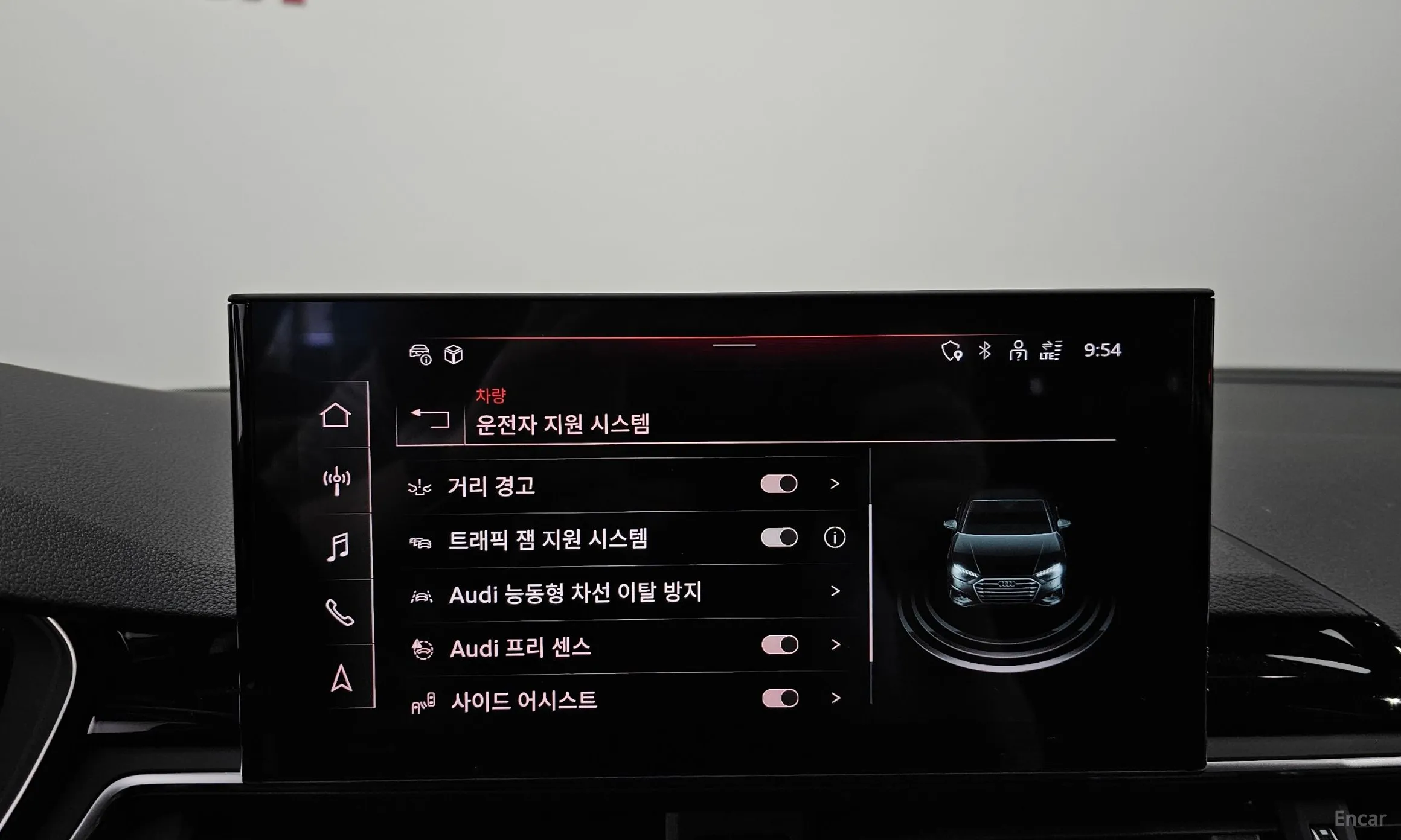 Audi A4 (B9) превью 16