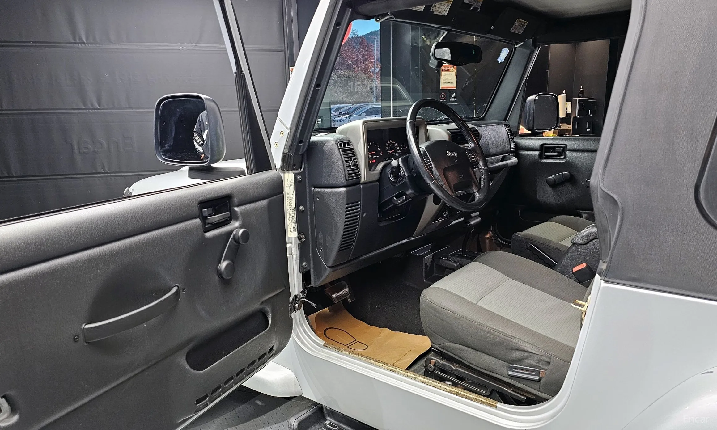 Jeep Wrangler (TJ) превью 10