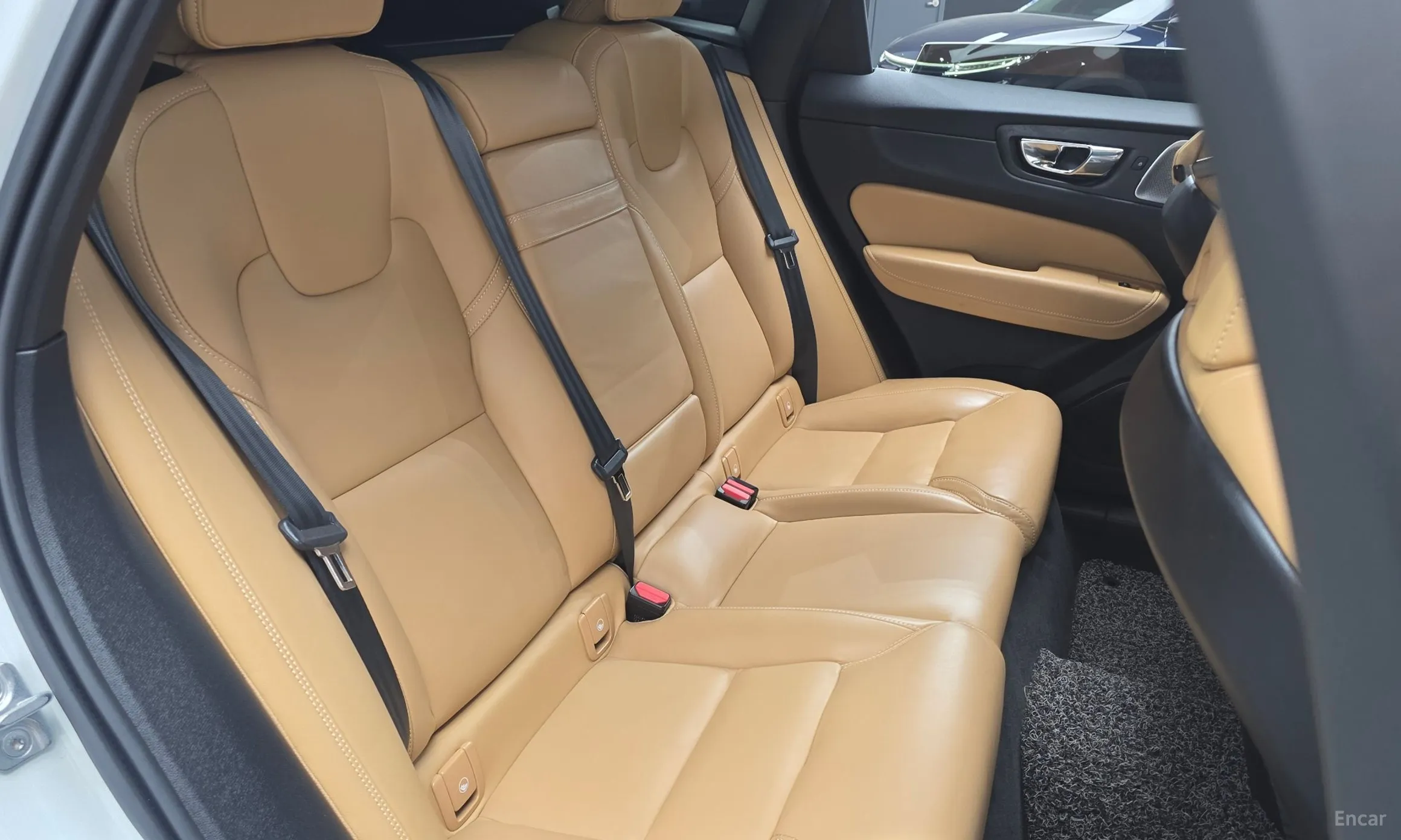 Volvo XC60 Gen 2 превью 12