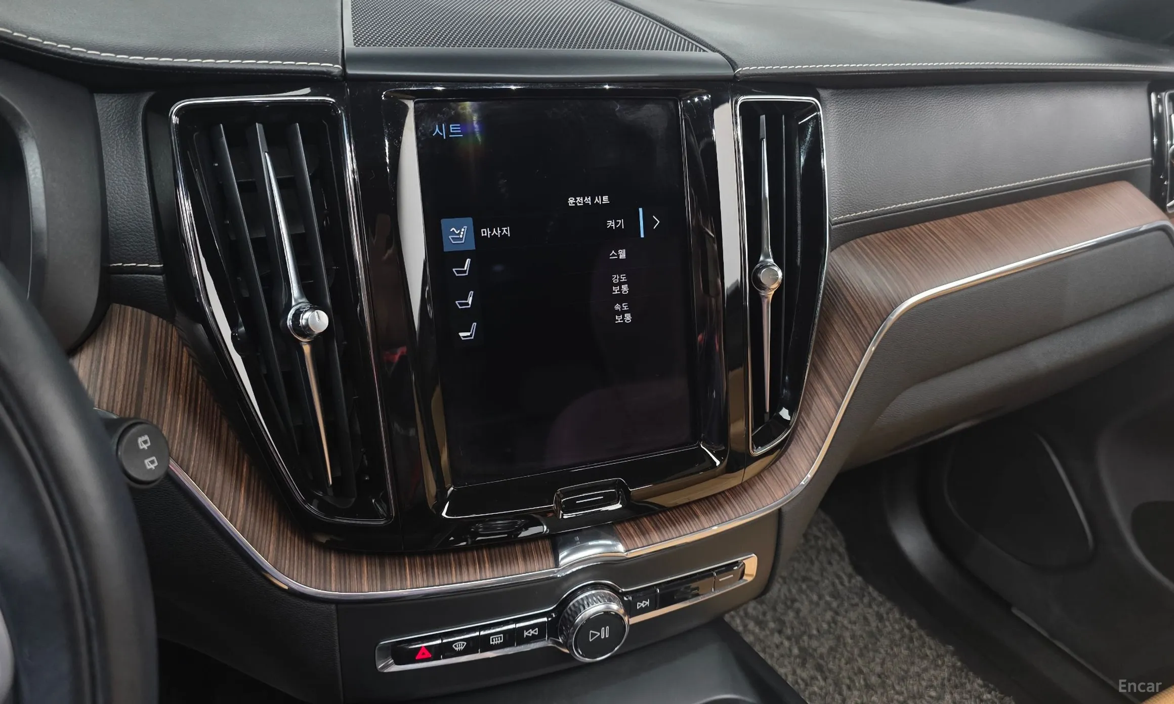 Volvo XC60 Gen 2 превью 14