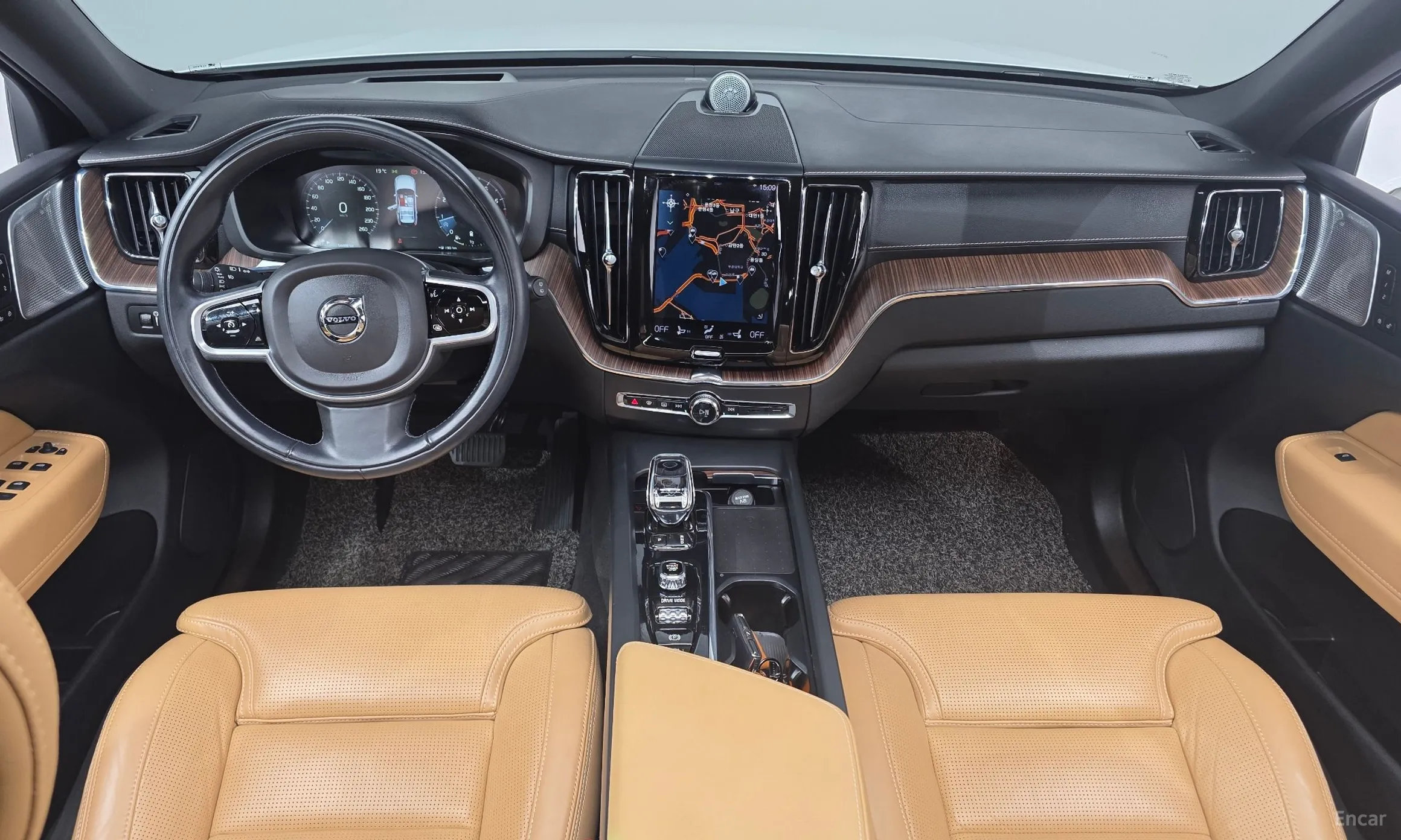 Volvo XC60 Gen 2 превью 7